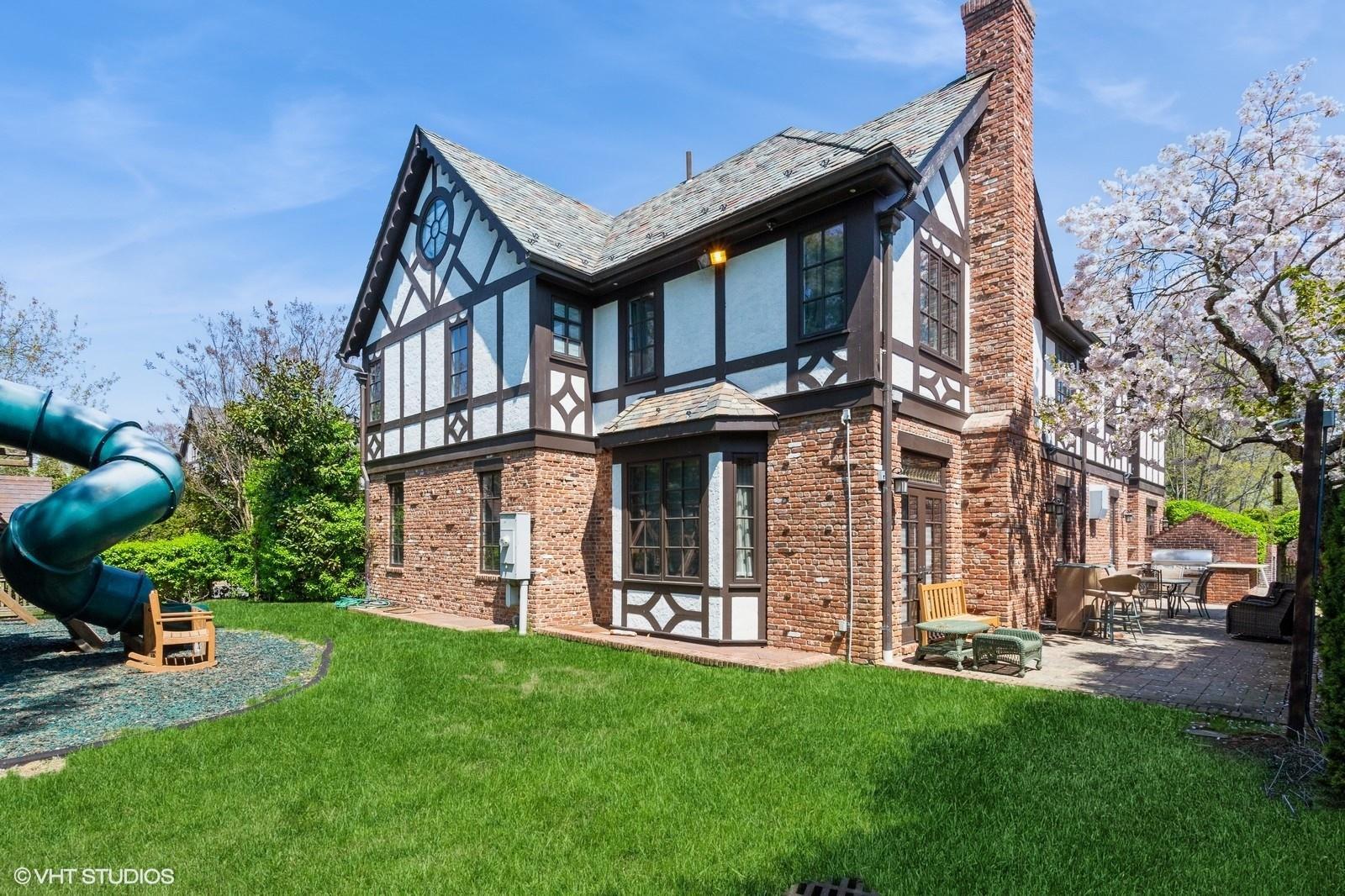 Single Family Sutton  Nassau County, NY 11559, MLS-845278-50