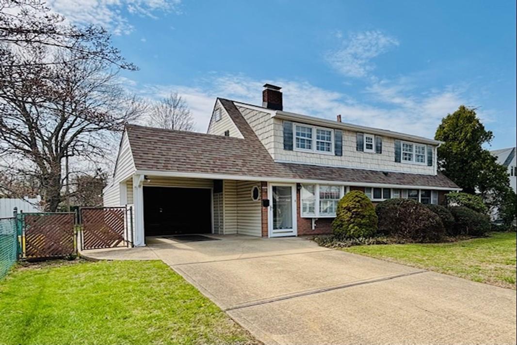 Single Family Grape  Nassau County, NY 11801, MLS-845347-2