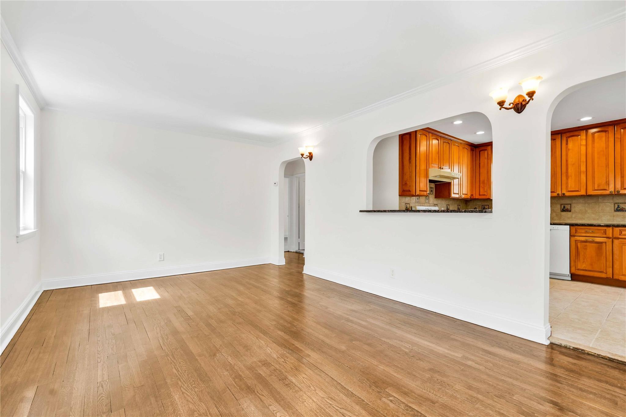 Single Family 208  Queens, NY 11361, MLS-845351-11