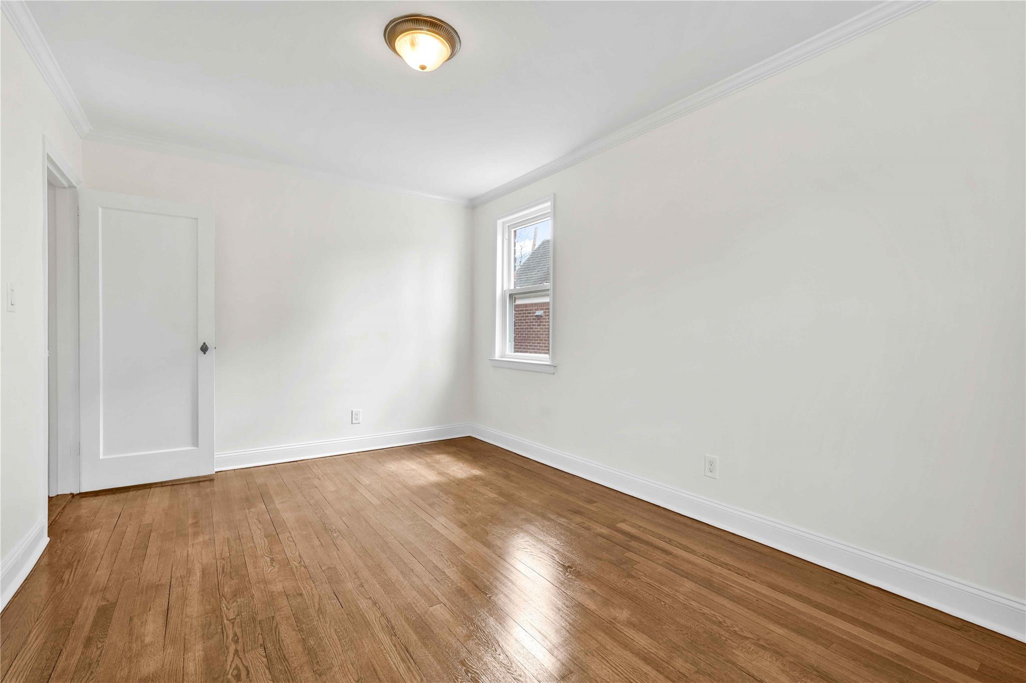 Single Family 208  Queens, NY 11361, MLS-845351-17