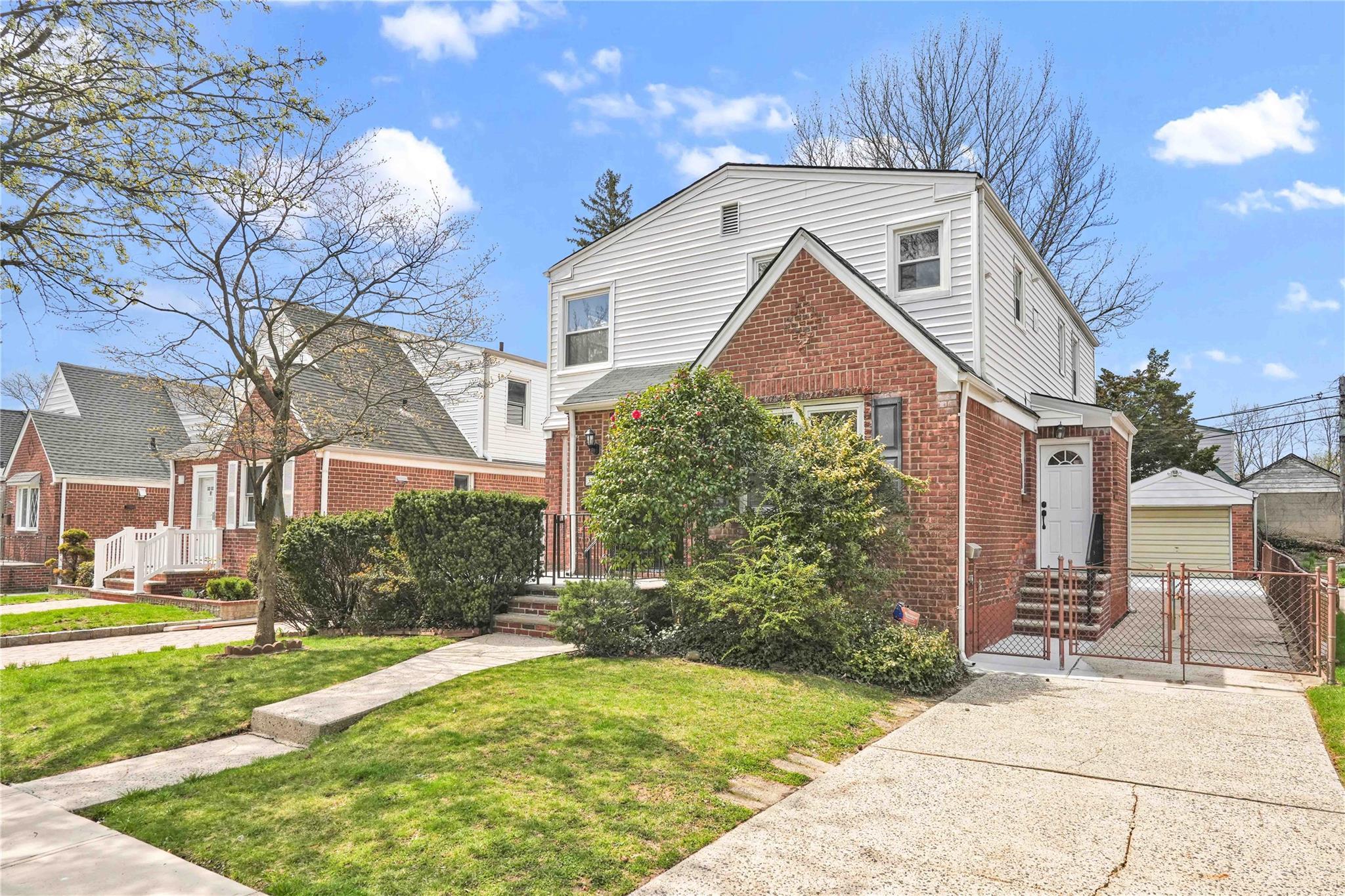 Single Family 208  Queens, NY 11361, MLS-845351-2