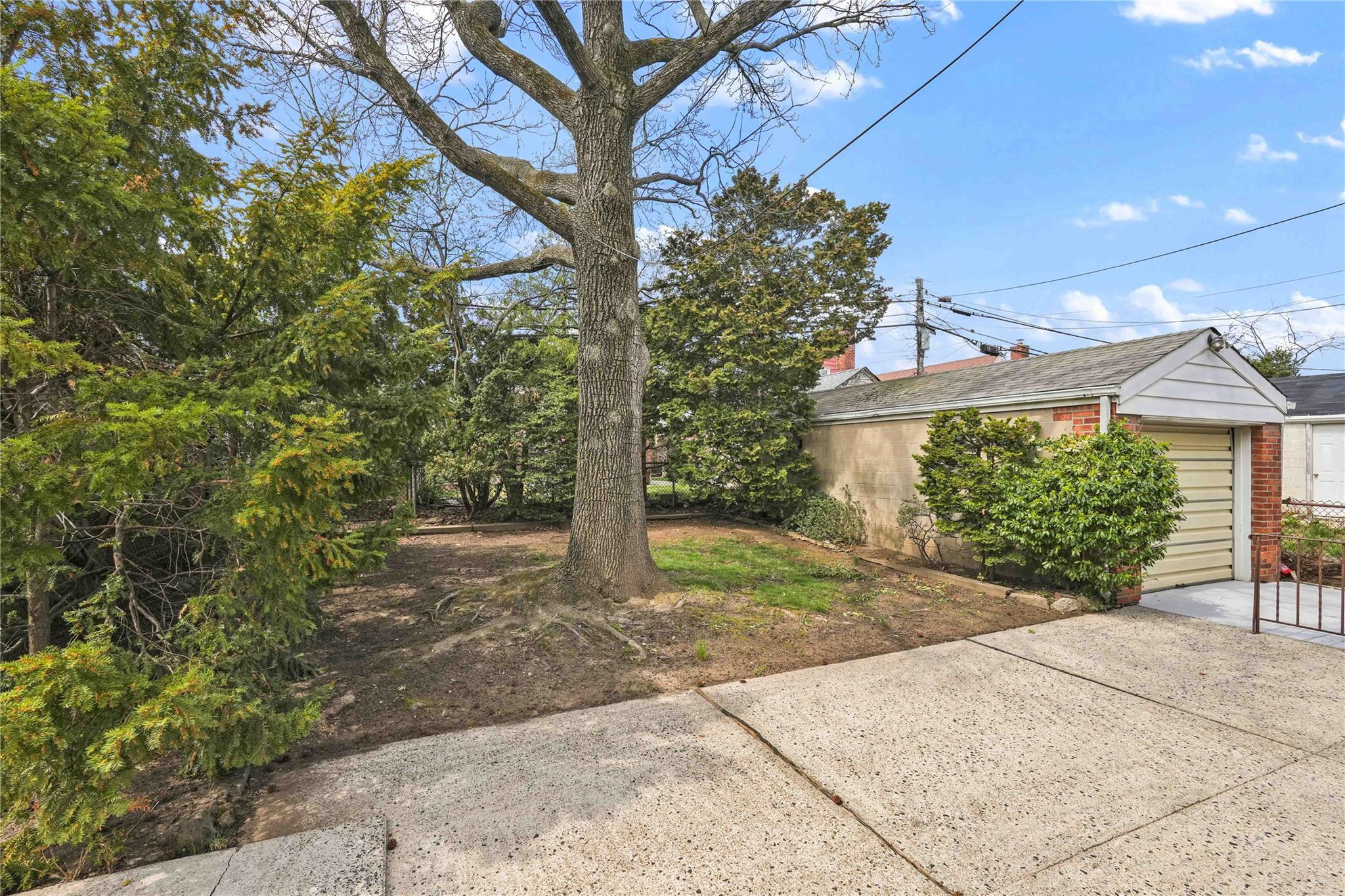 Single Family 208  Queens, NY 11361, MLS-845351-7