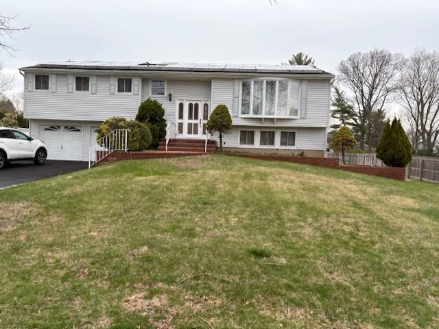 Single Family Yeoman  Suffolk County, NY 11731, MLS-845370-2