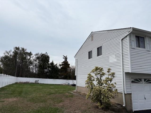 Single Family Yeoman  Suffolk County, NY 11731, MLS-845370-4