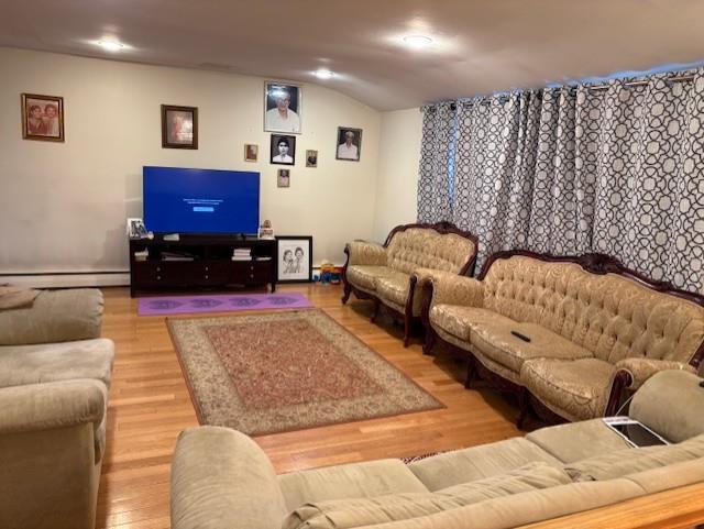 Single Family Yeoman  Suffolk County, NY 11731, MLS-845370-7