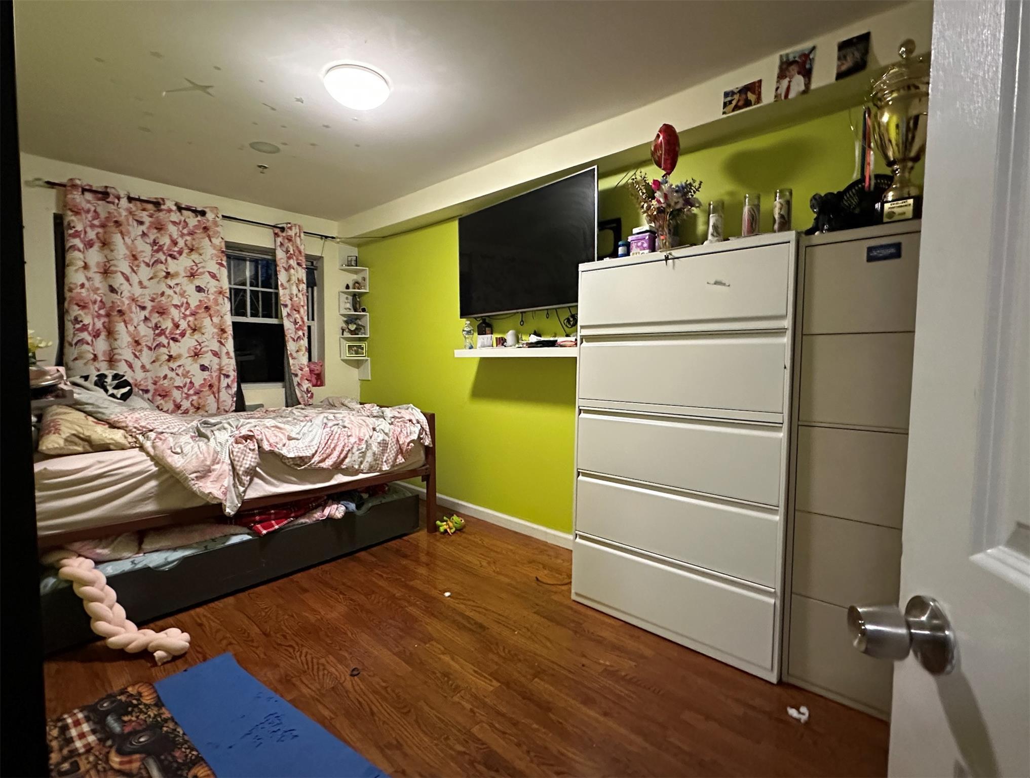 Single Family 35th  Queens, NY 11368, MLS-845374-8
