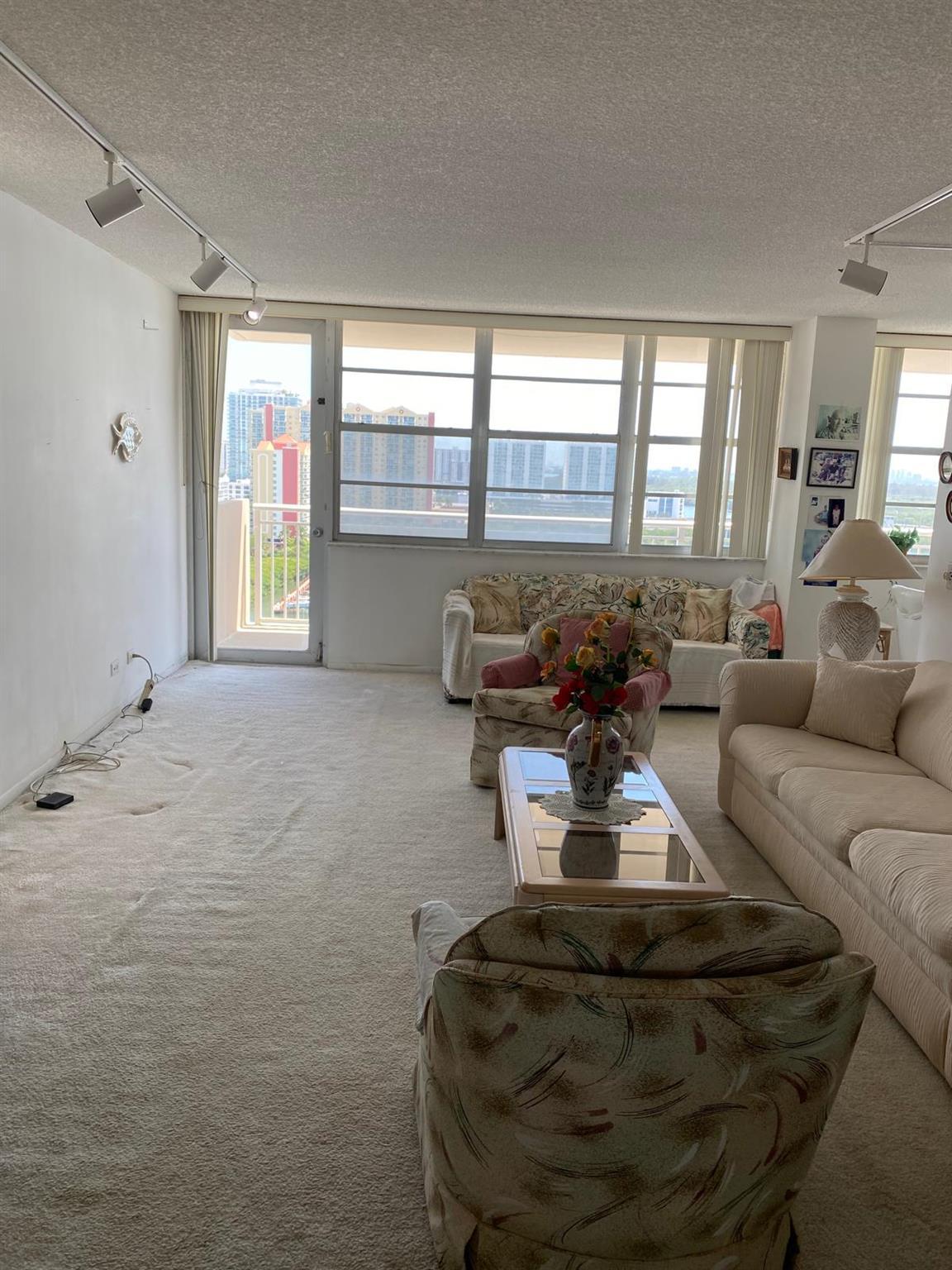 Condo 174th St.  Out Of Area, NY 33160, MLS-845426-4