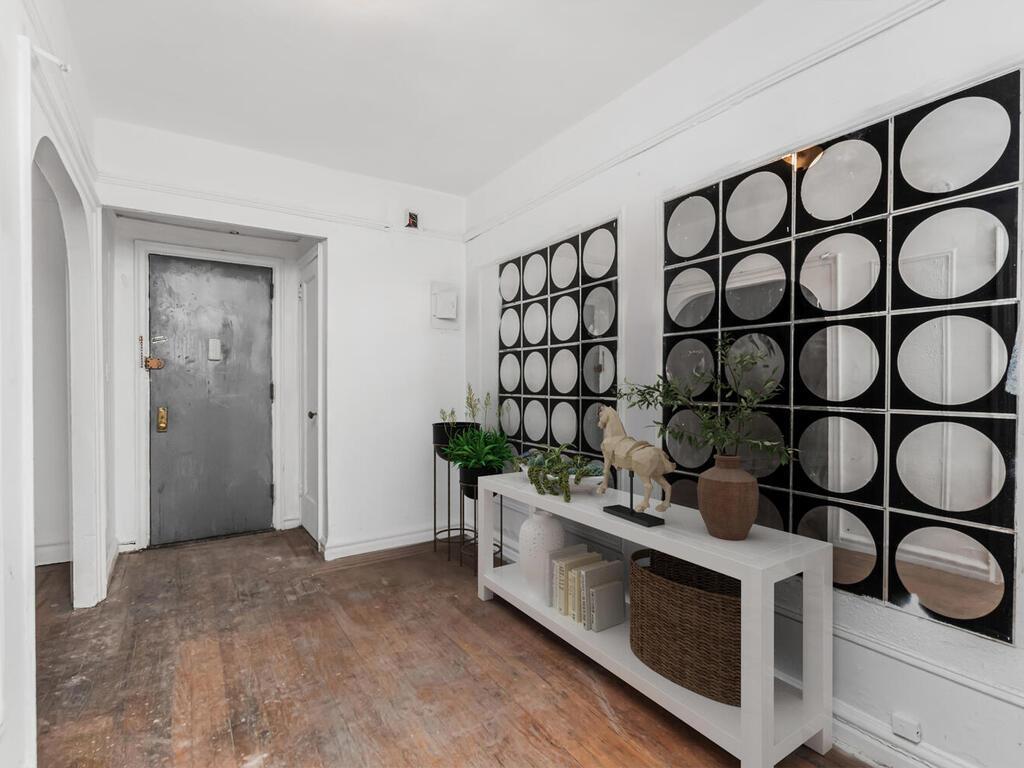Coop Grand Concourse  Bronx, NY 10452, MLS-845431-2