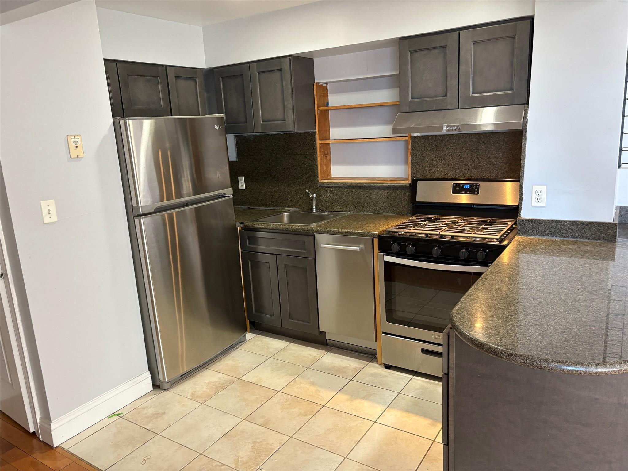 Condo 116th  Queens, NY 11418, MLS-845434-5