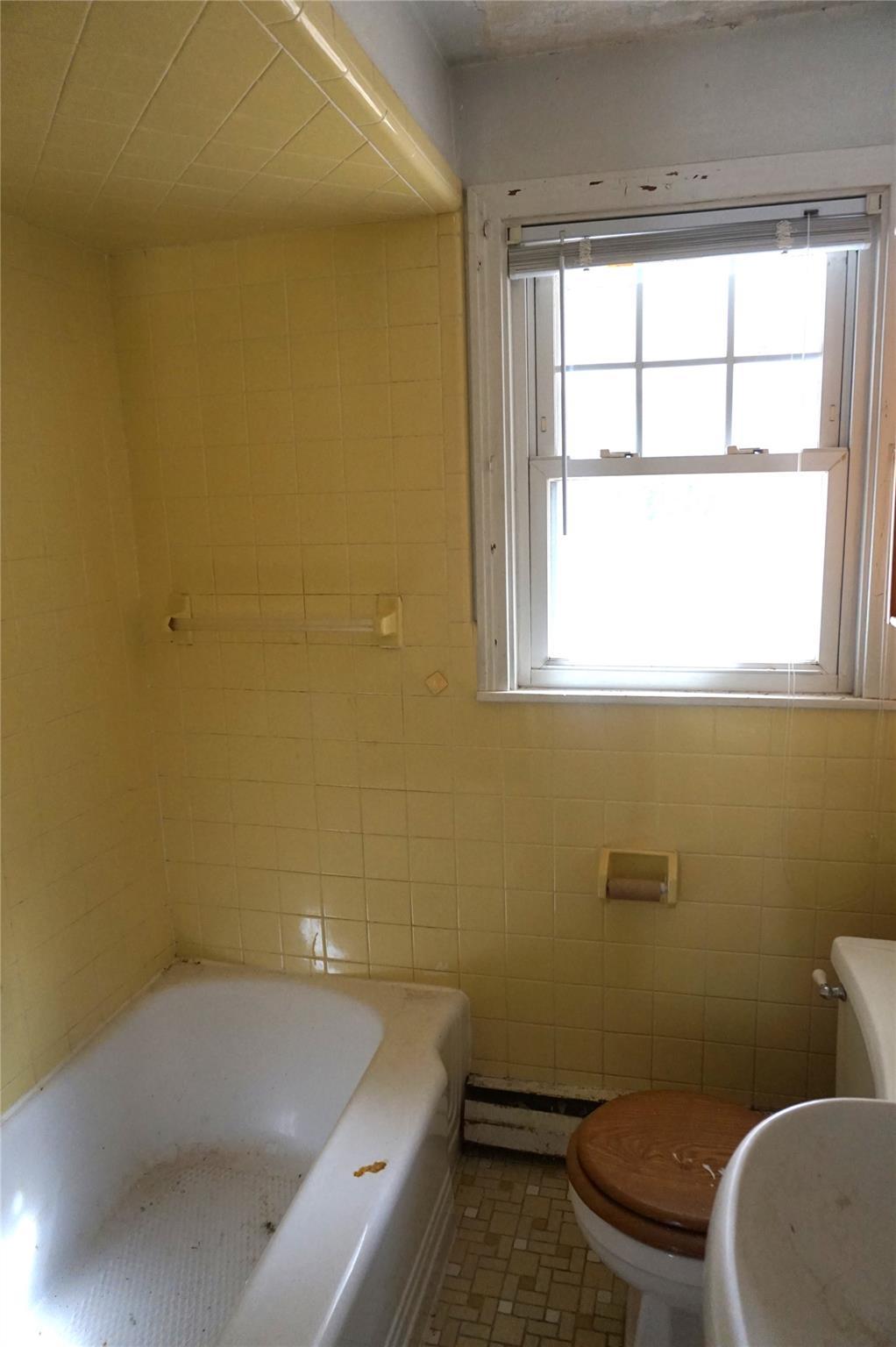 Single Family Crumwold  Dutchess County, NY 12538, MLS-845436-11