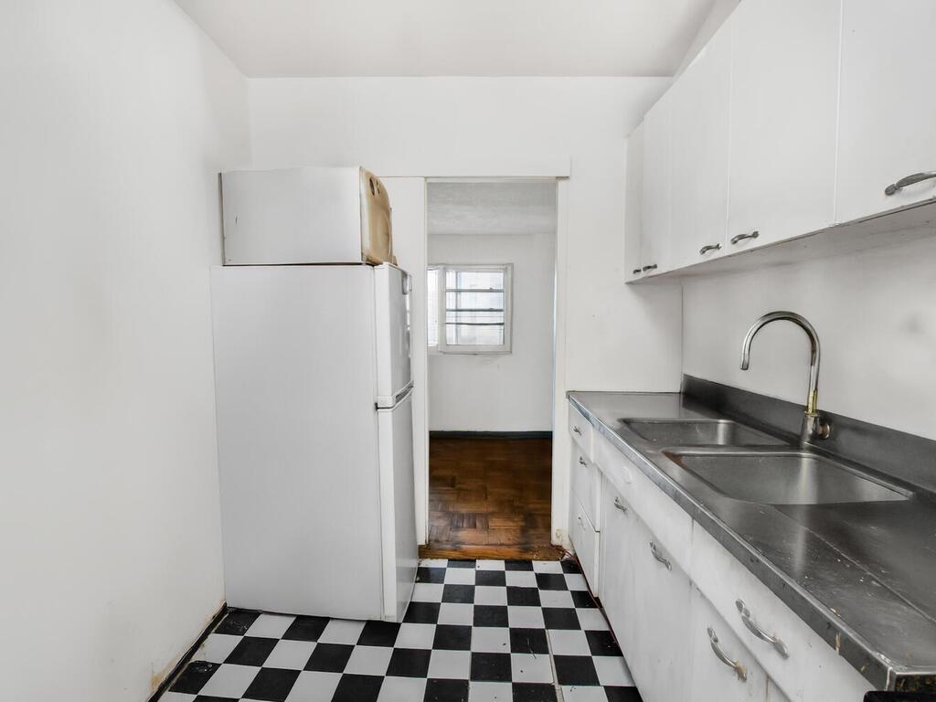 Coop Fordham Hill  Bronx, NY 10468, MLS-845440-3