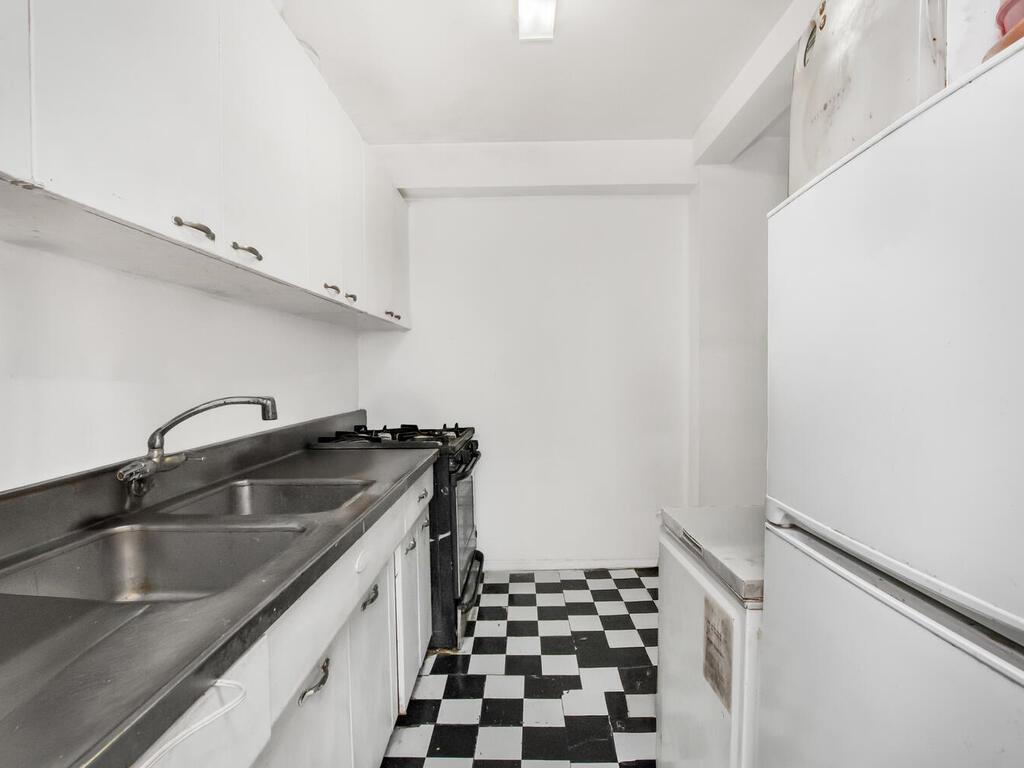 Coop Fordham Hill  Bronx, NY 10468, MLS-845440-4