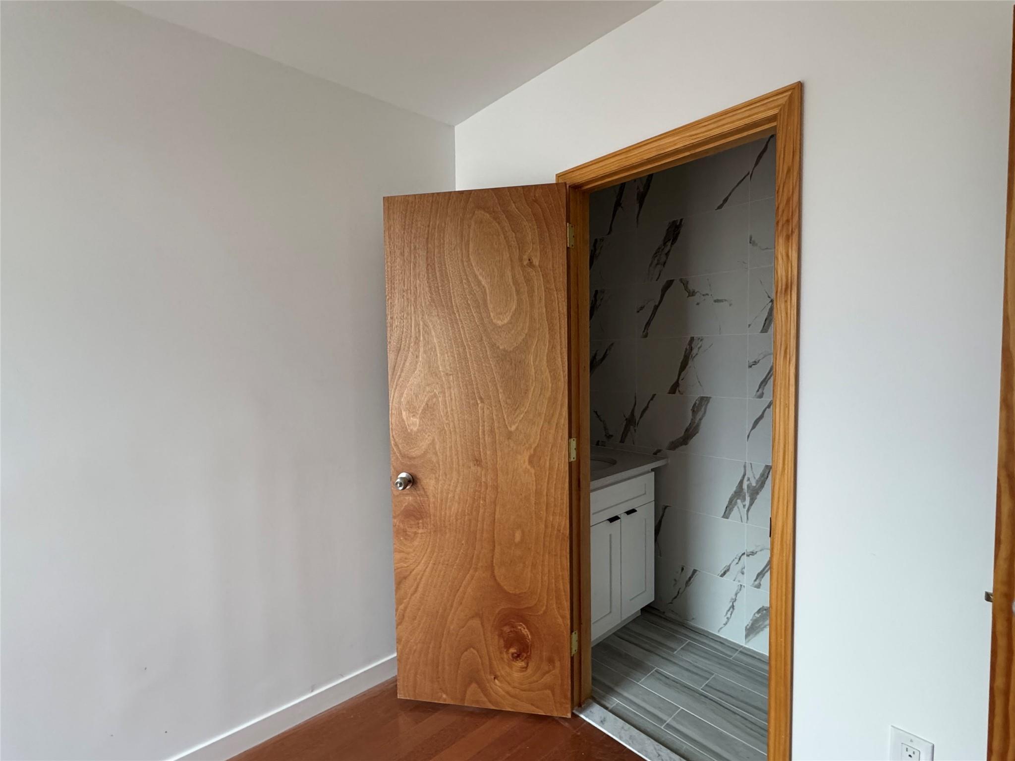 Apartment Whitney Ave  Queens, NY 11373, MLS-845441-6
