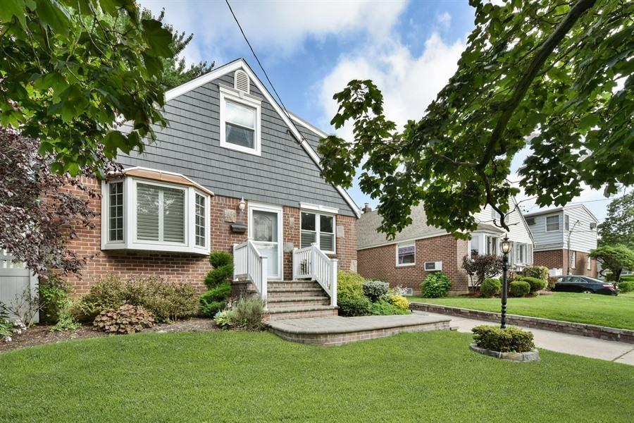 Single Family Legion  Nassau County, NY 11565, MLS-845453-3