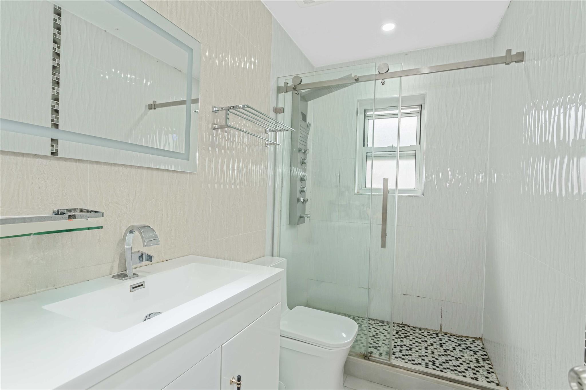 Single Family 171st  Queens, NY 11365, MLS-845476-16