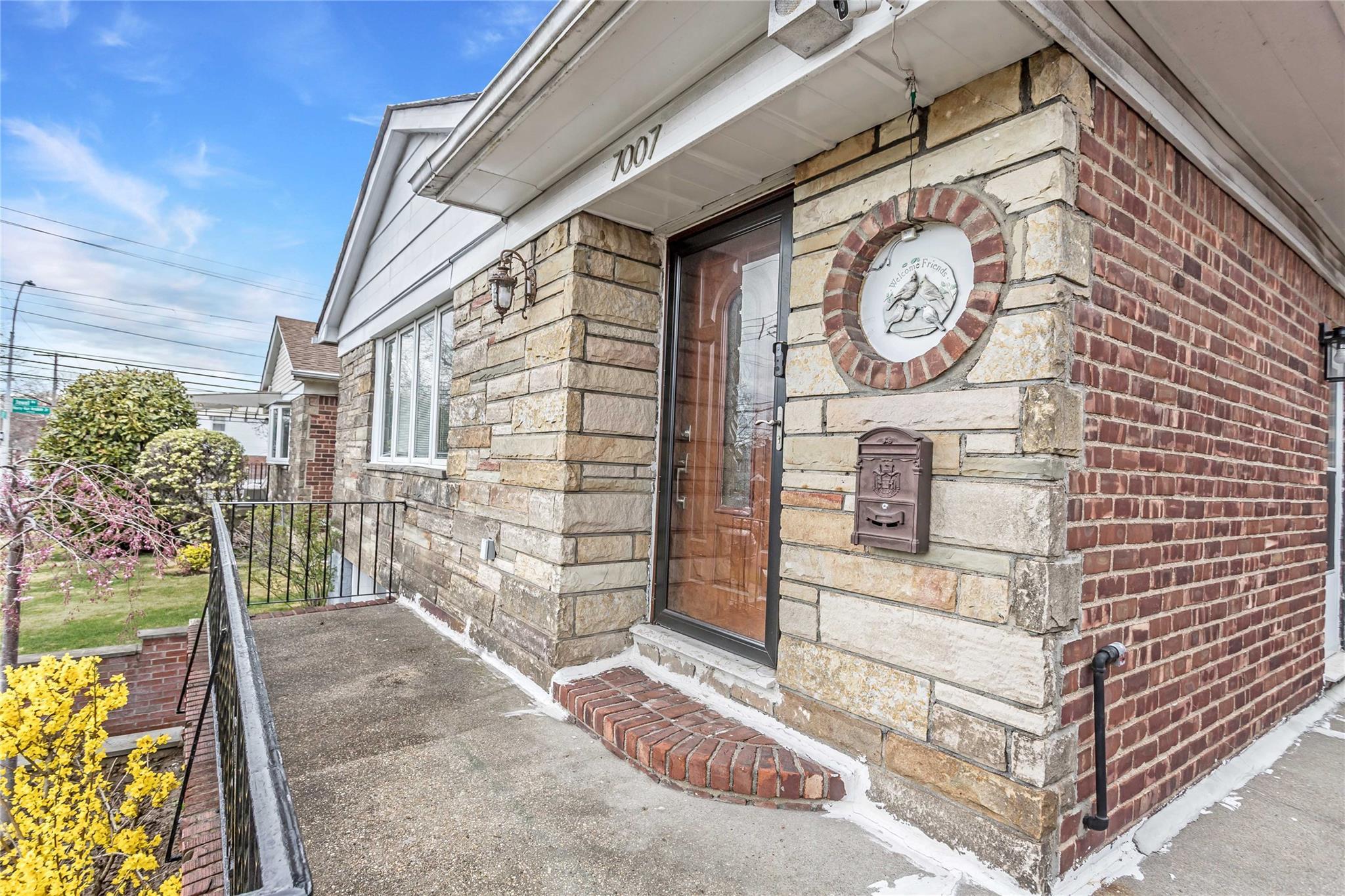 Single Family 171st  Queens, NY 11365, MLS-845476-4