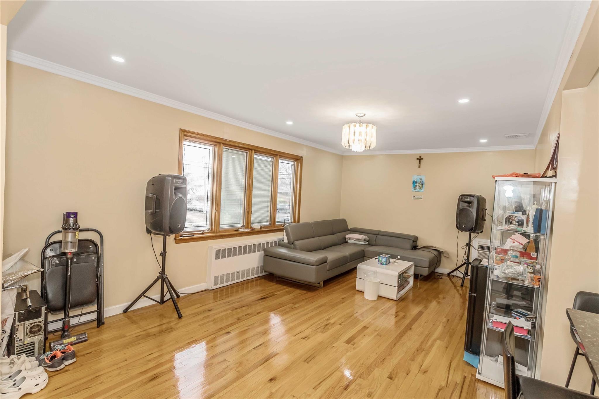 Single Family 171st  Queens, NY 11365, MLS-845476-6