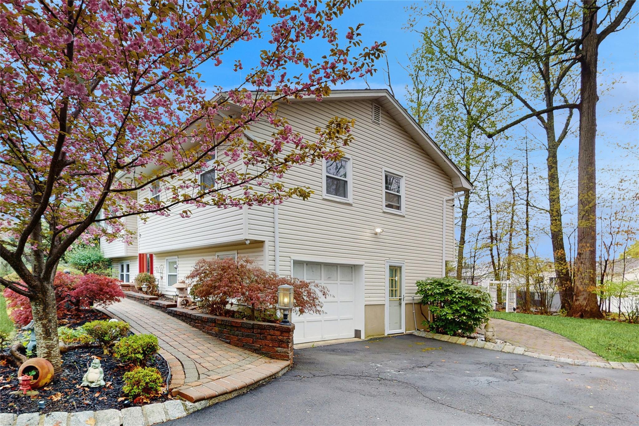 Single Family Baylor  Rockland County, NY 10956, MLS-845478-3