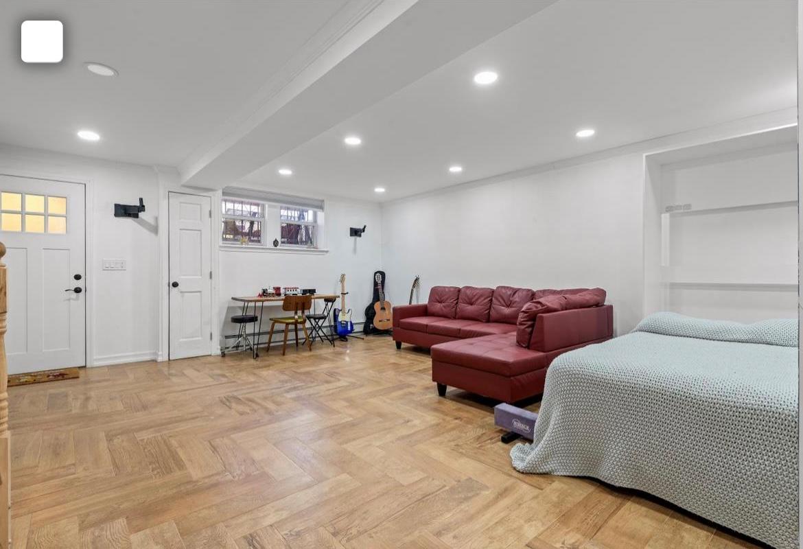 Single Family Avenue M  Brooklyn, NY 11234, MLS-845484-24