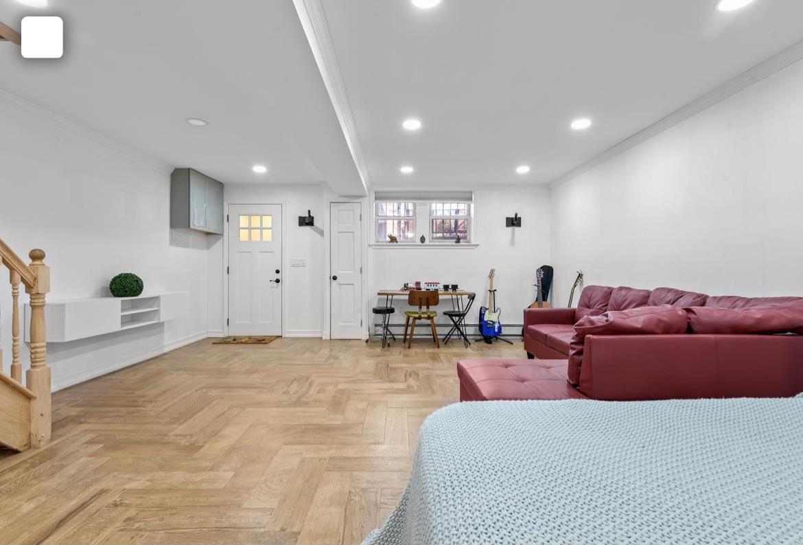 Single Family Avenue M  Brooklyn, NY 11234, MLS-845484-26