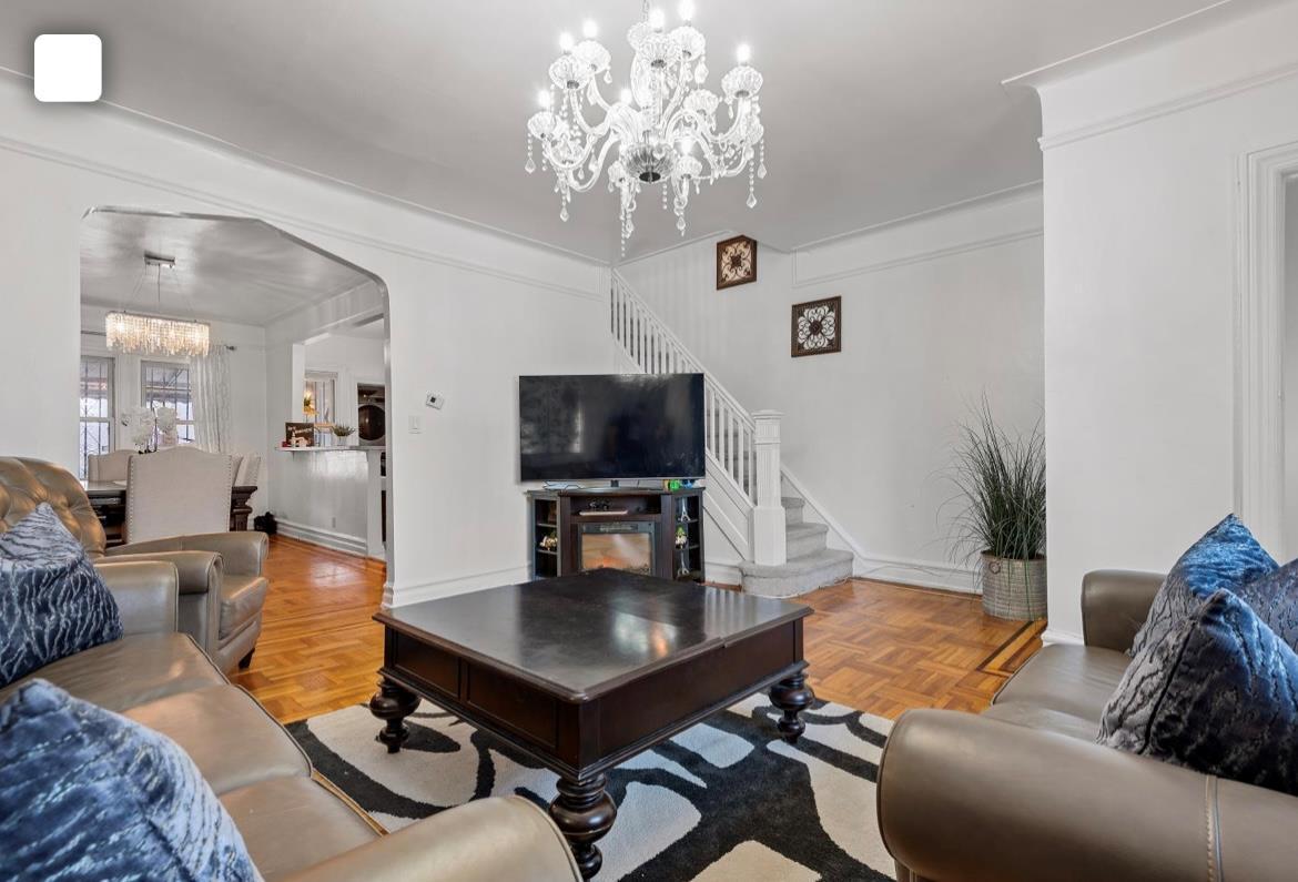 Single Family Avenue M  Brooklyn, NY 11234, MLS-845484-4