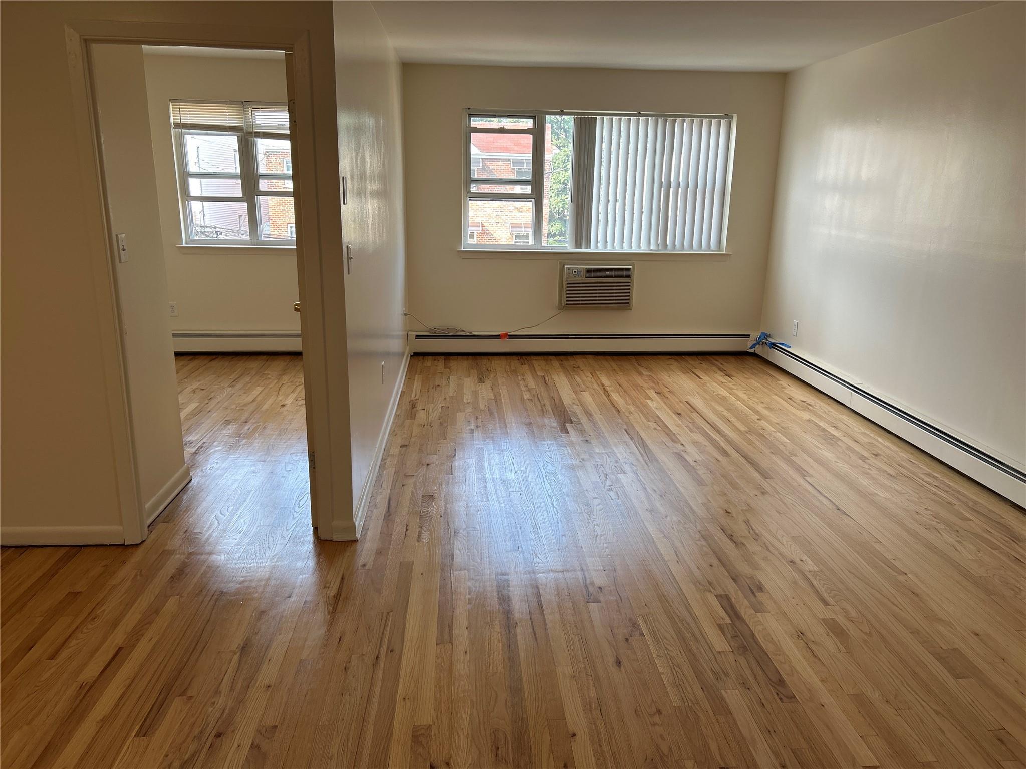 Apartment 211th  Bronx, NY 10469, MLS-845497-16