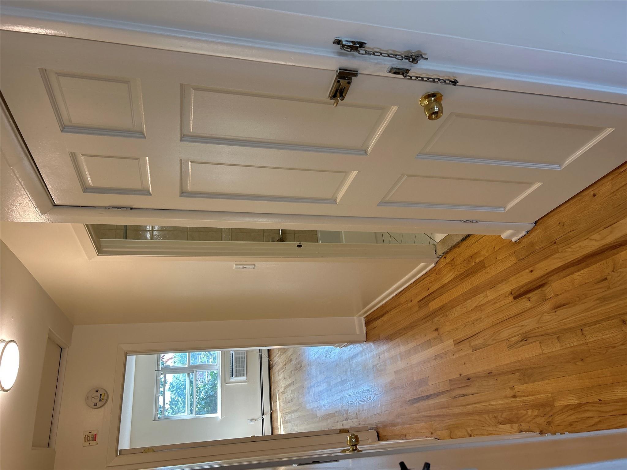 Apartment 211th  Bronx, NY 10469, MLS-845497-17