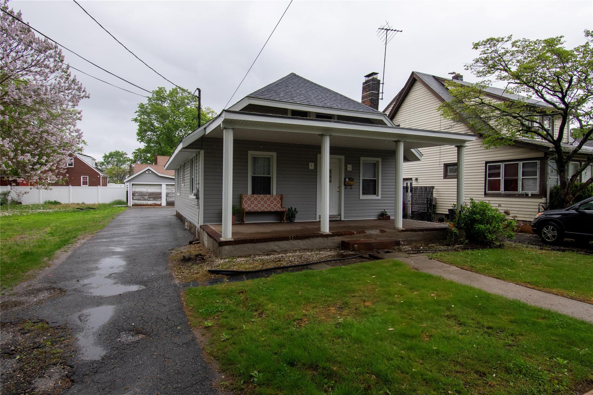 Single Family Henry  Nassau County, NY 11575, MLS-845507-5