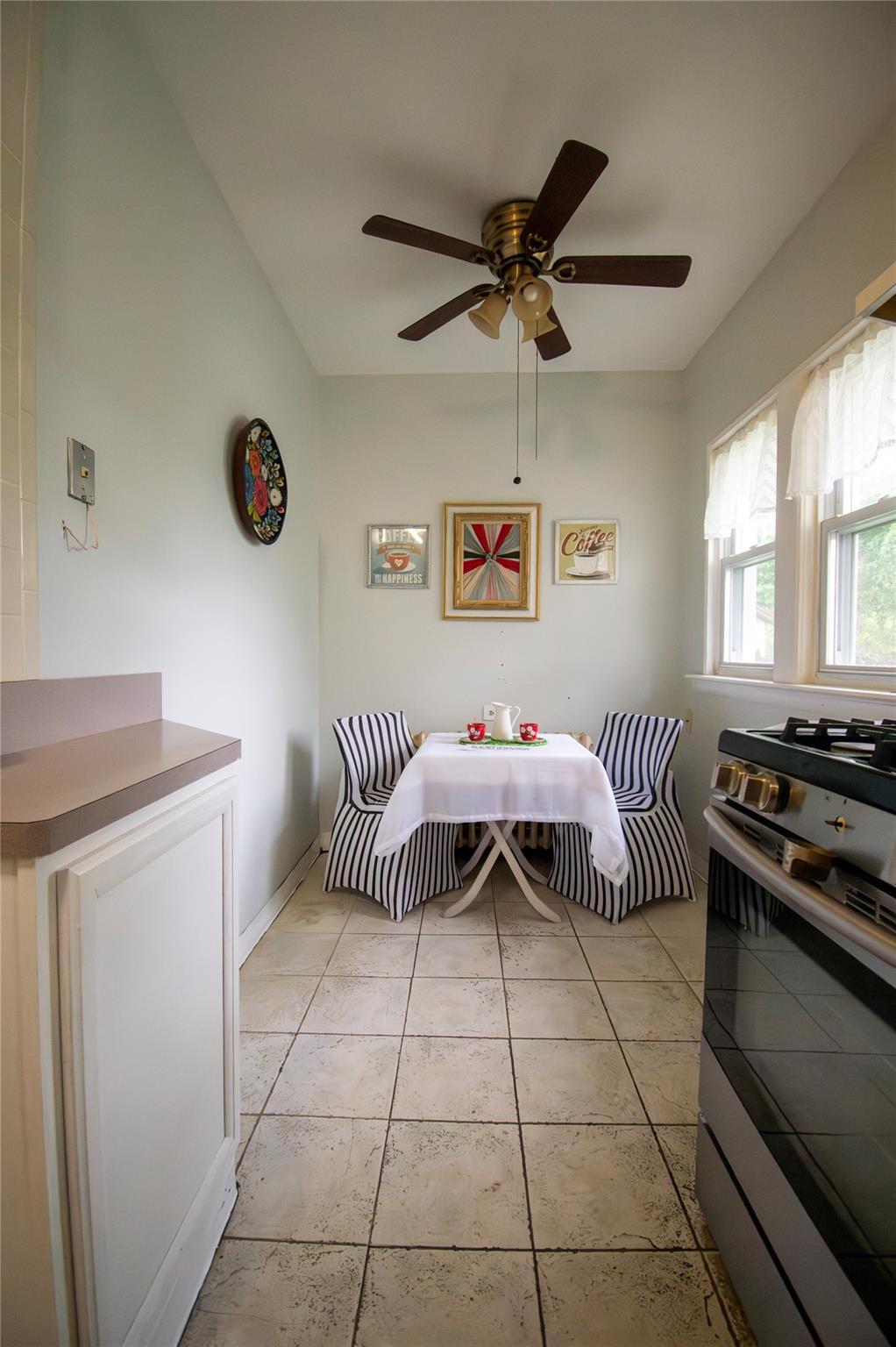 Single Family Henry  Nassau County, NY 11575, MLS-845507-7