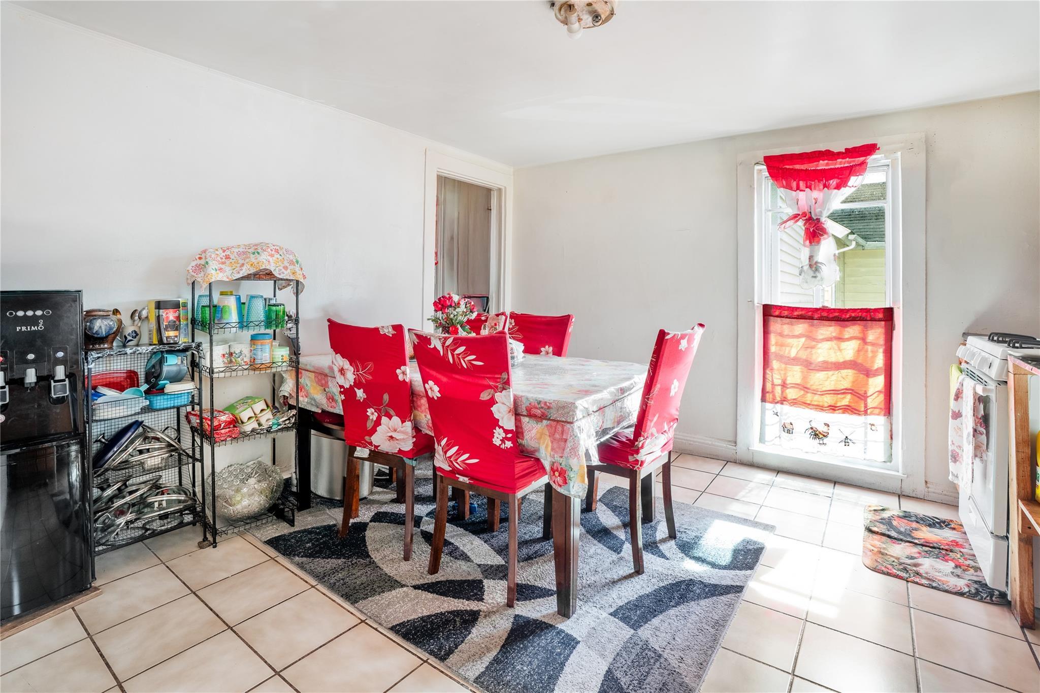 Single Family Terrace  Westchester County, NY 10562, MLS-845529-13
