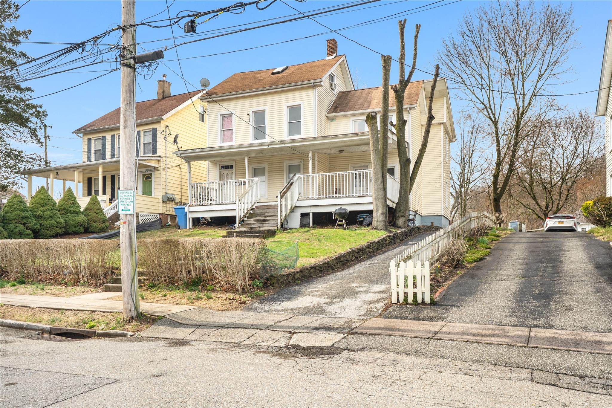 Single Family Terrace  Westchester County, NY 10562, MLS-845529-2