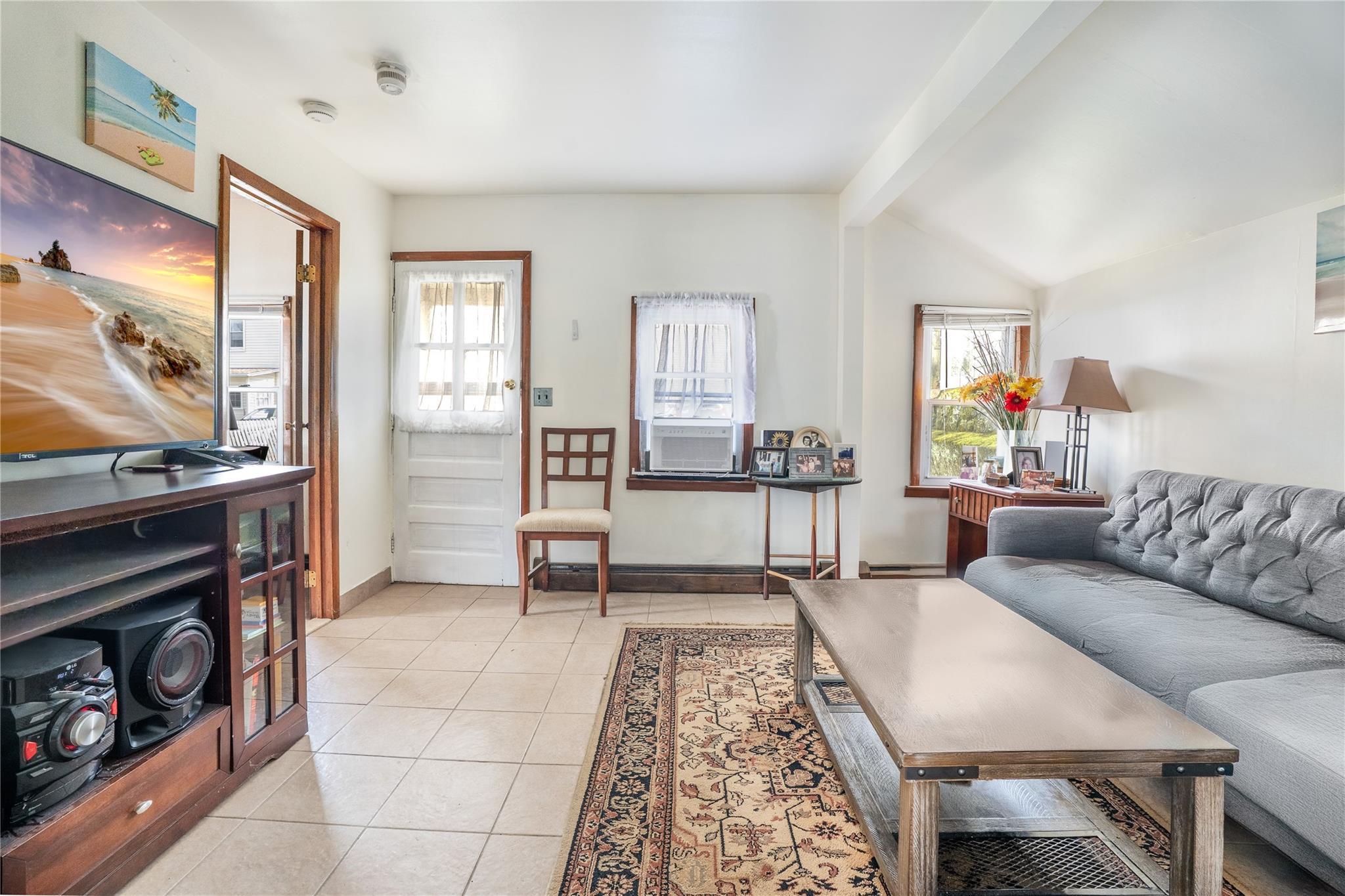 Single Family Terrace  Westchester County, NY 10562, MLS-845529-24