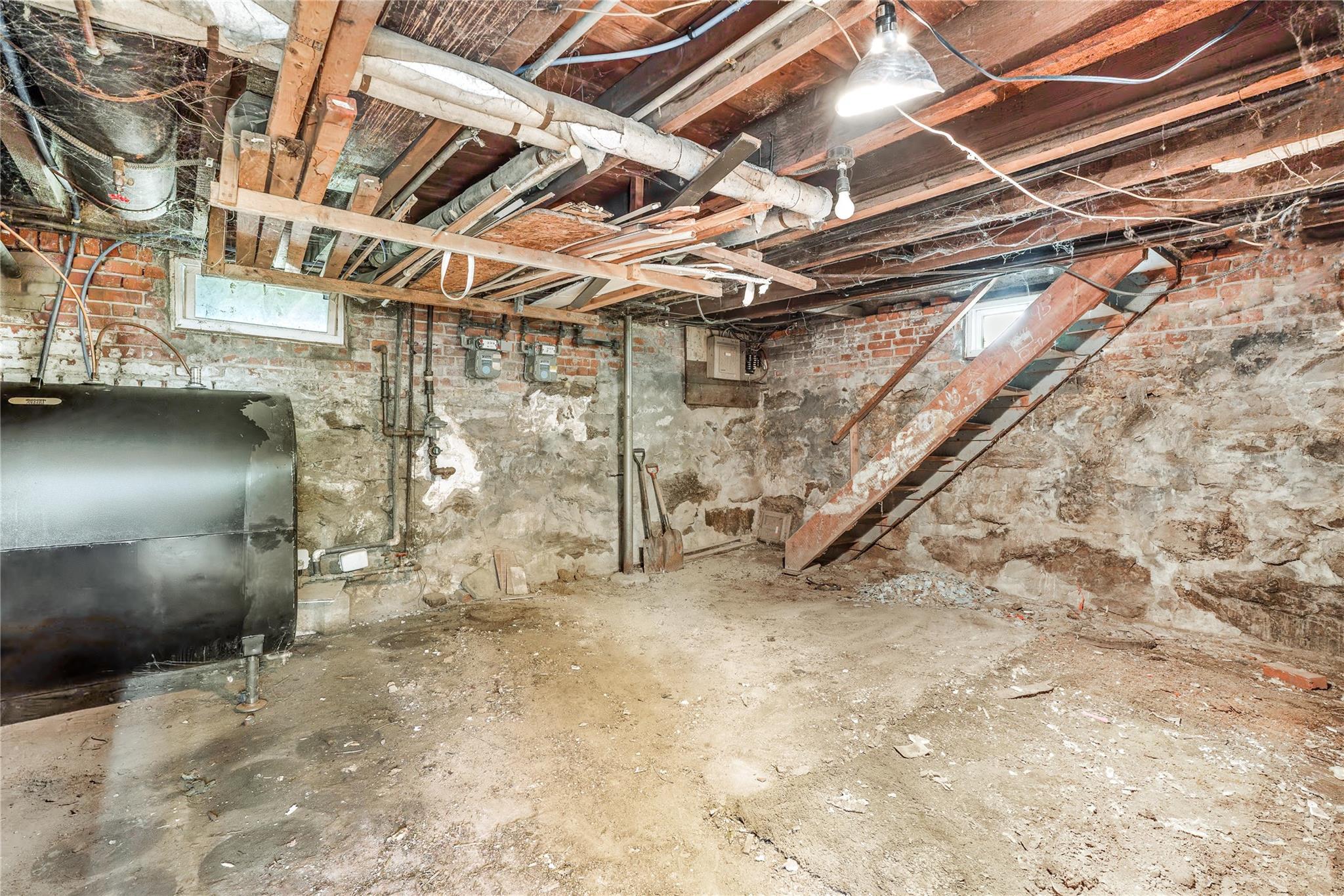 Single Family Terrace  Westchester County, NY 10562, MLS-845529-32