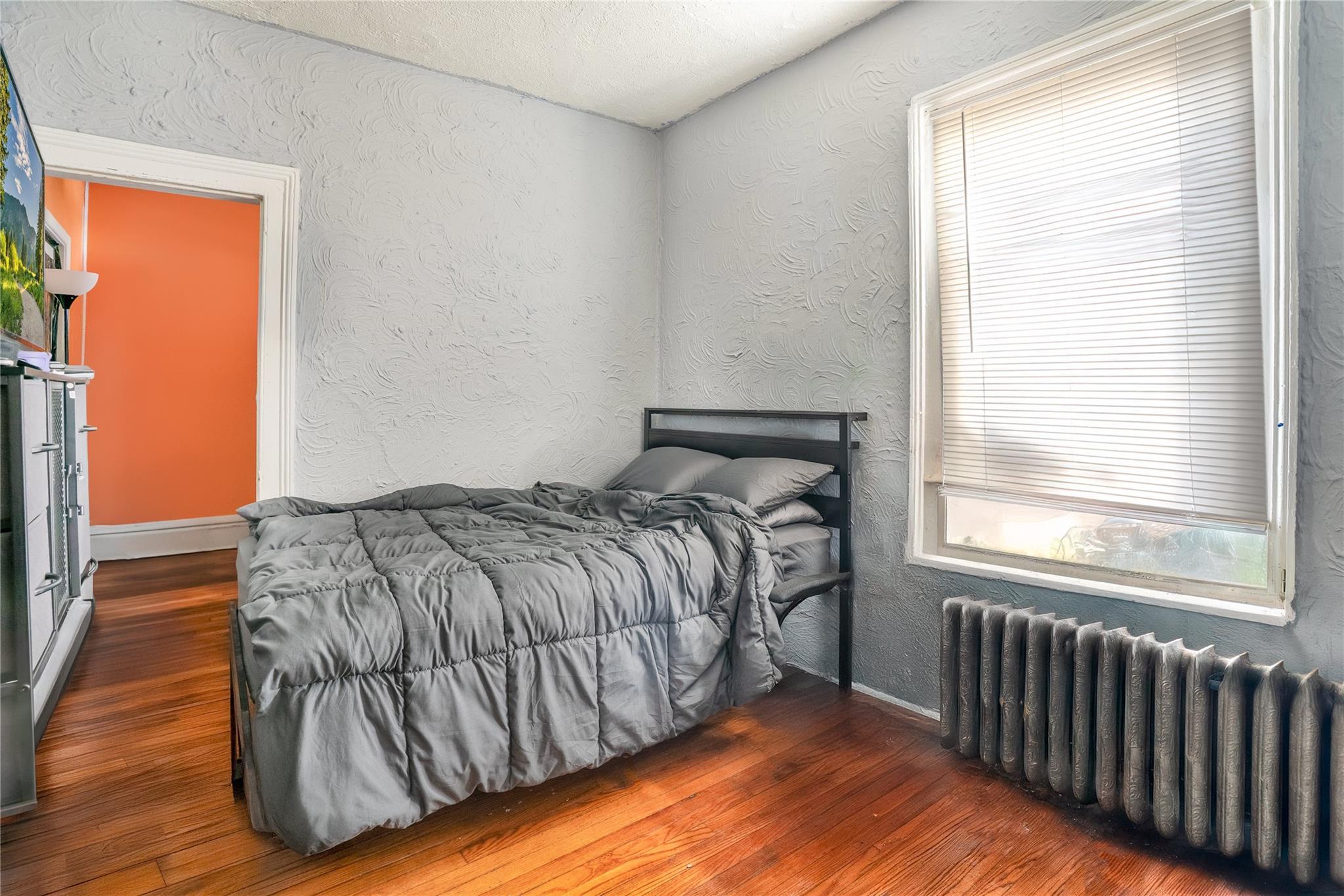 Single Family Terrace  Westchester County, NY 10562, MLS-845529-8