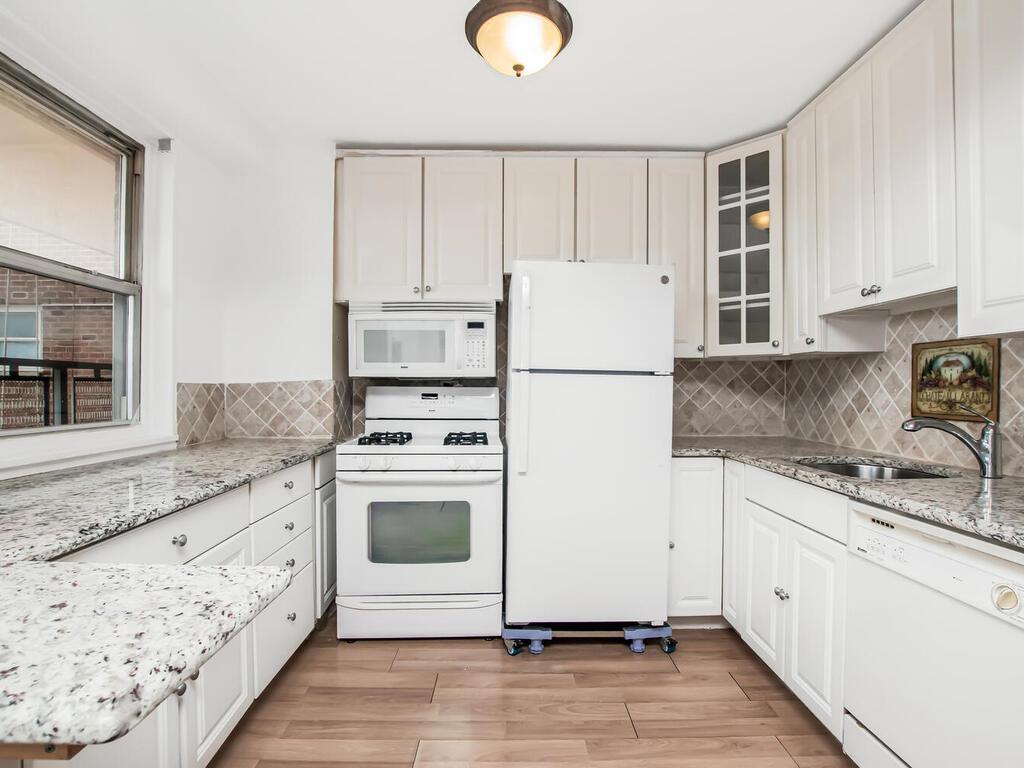 Coop Arlington  Bronx, NY 10463, MLS-845532-6
