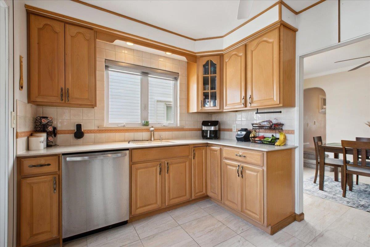 Single Family 73rd  Brooklyn, NY 11234, MLS-845534-11