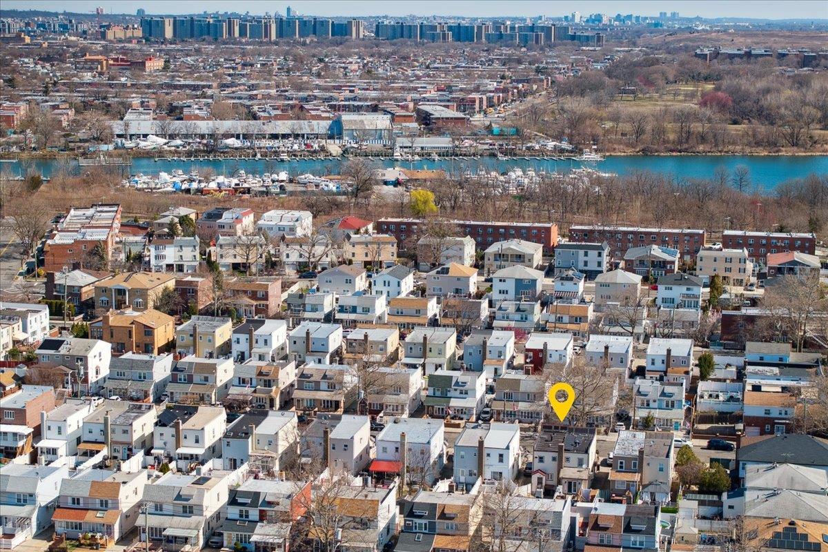 Single Family 73rd  Brooklyn, NY 11234, MLS-845534-33