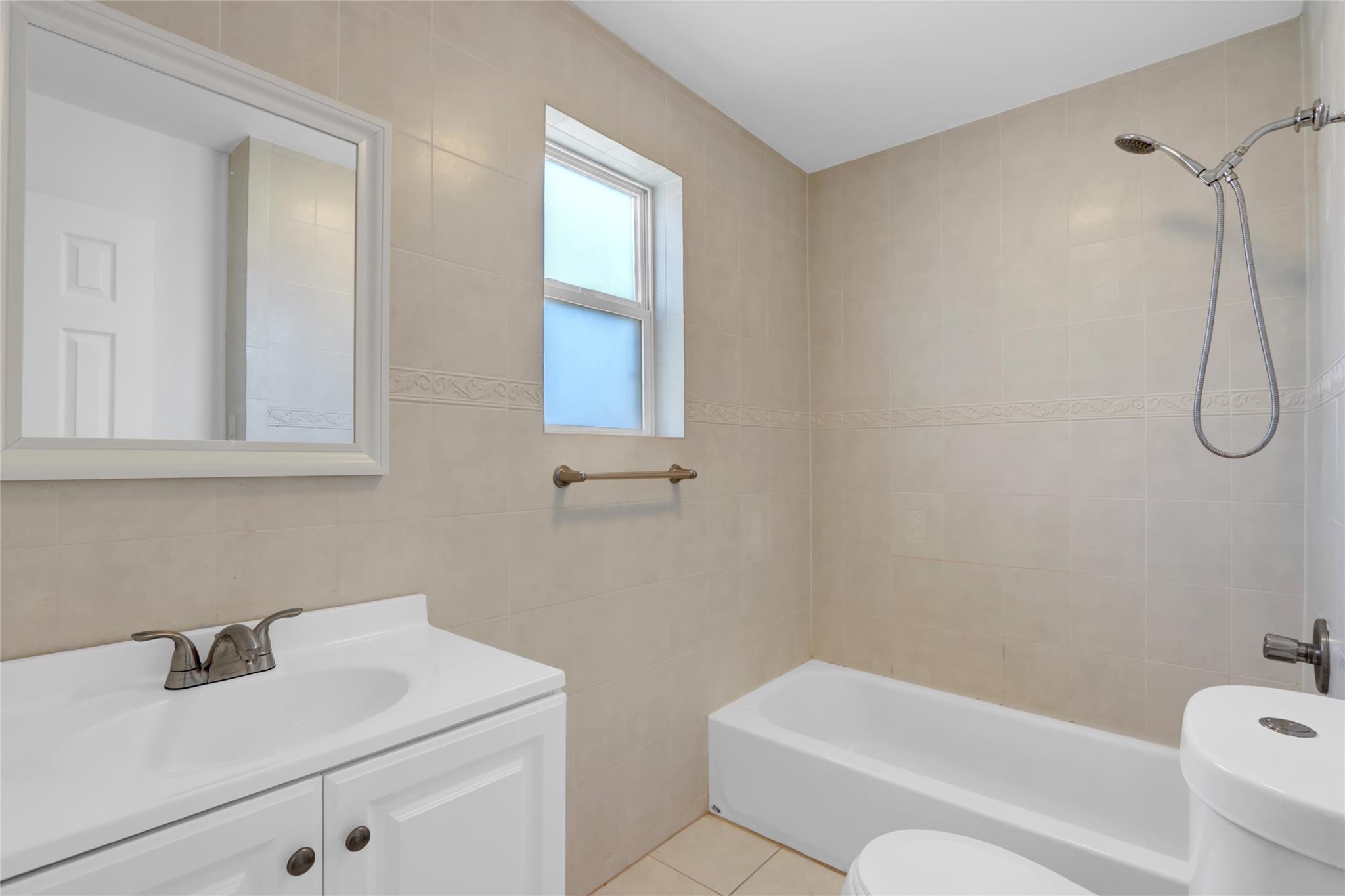 Single Family Fairview  Suffolk County, NY 11752, MLS-845545-14