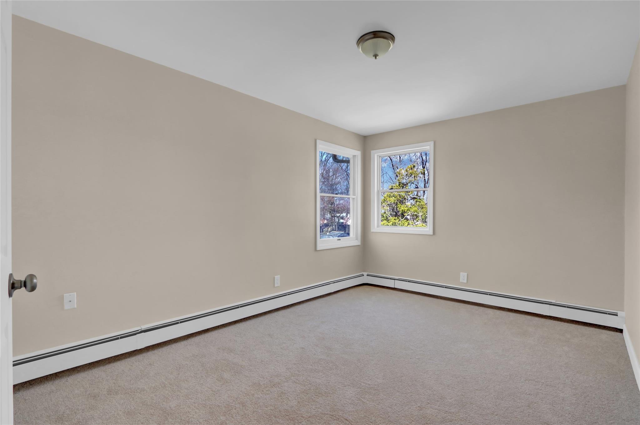Single Family Fairview  Suffolk County, NY 11752, MLS-845545-24