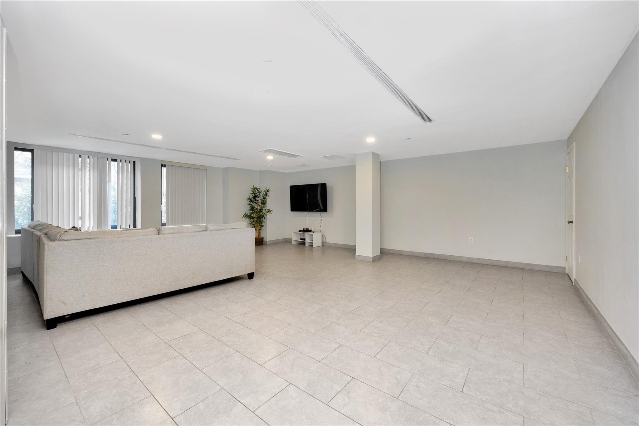 Apartment 89th  Queens, NY 11435, MLS-845546-21
