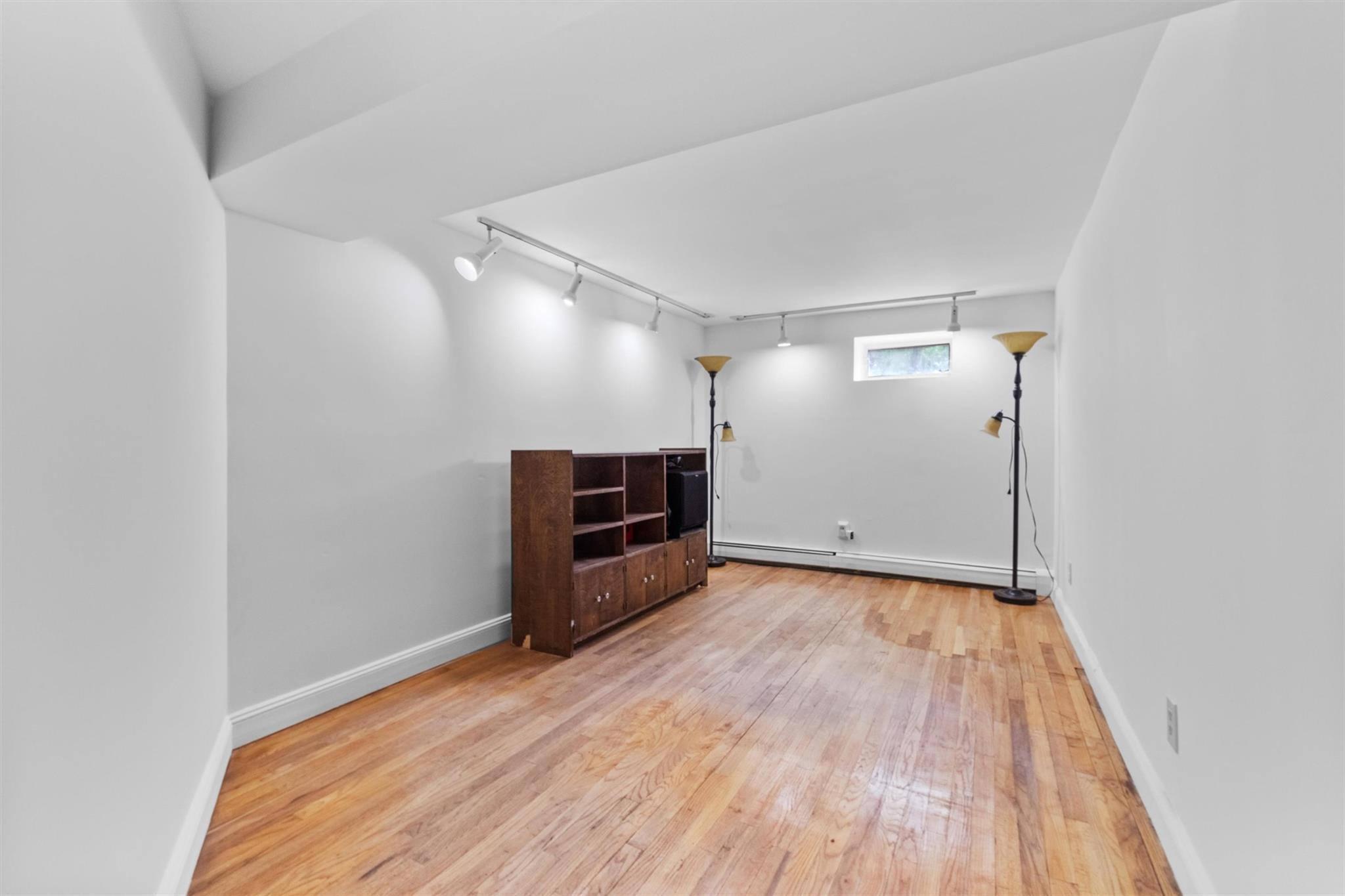 Single Family Brannon  Dutchess County, NY 12590, MLS-845590-29