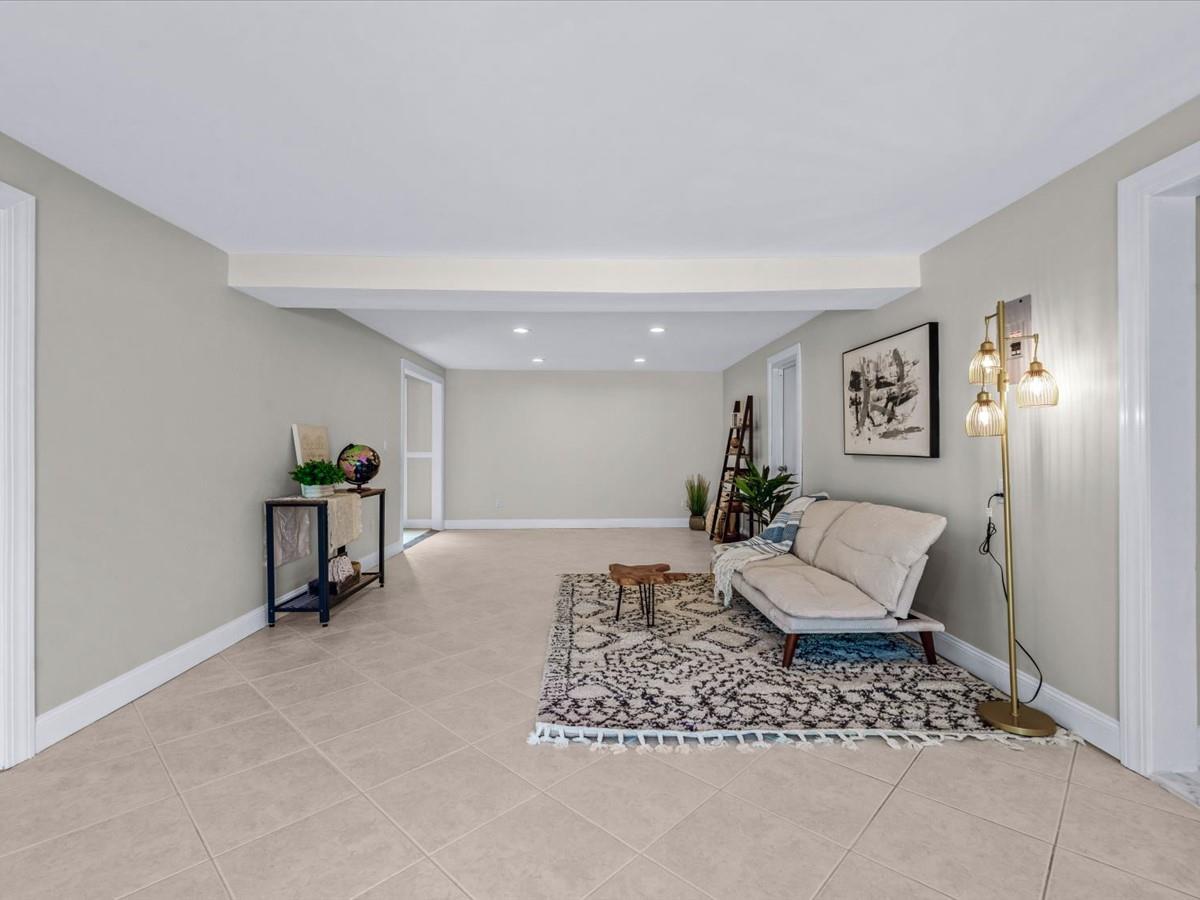 Single Family Red Spring  Nassau County, NY 11542, MLS-845598-14