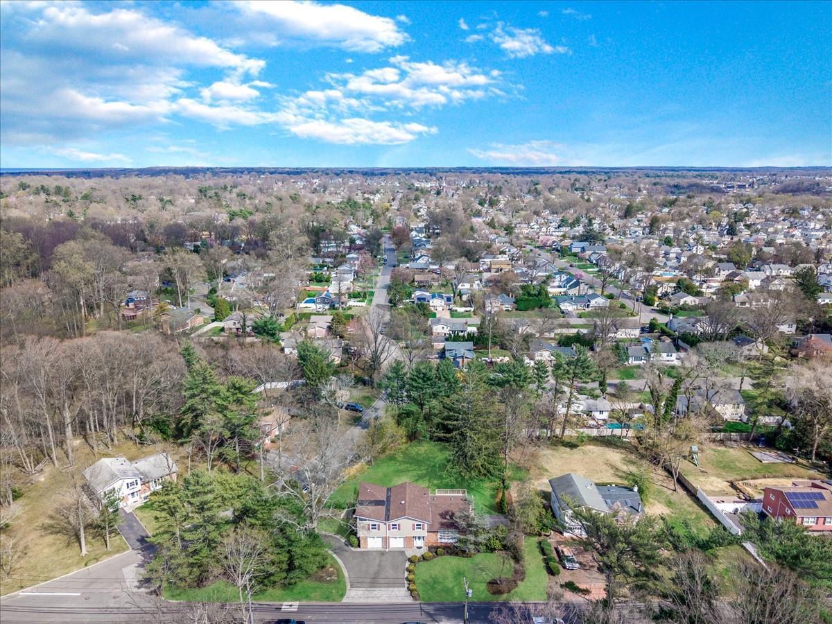 Single Family Red Spring  Nassau County, NY 11542, MLS-845598-29
