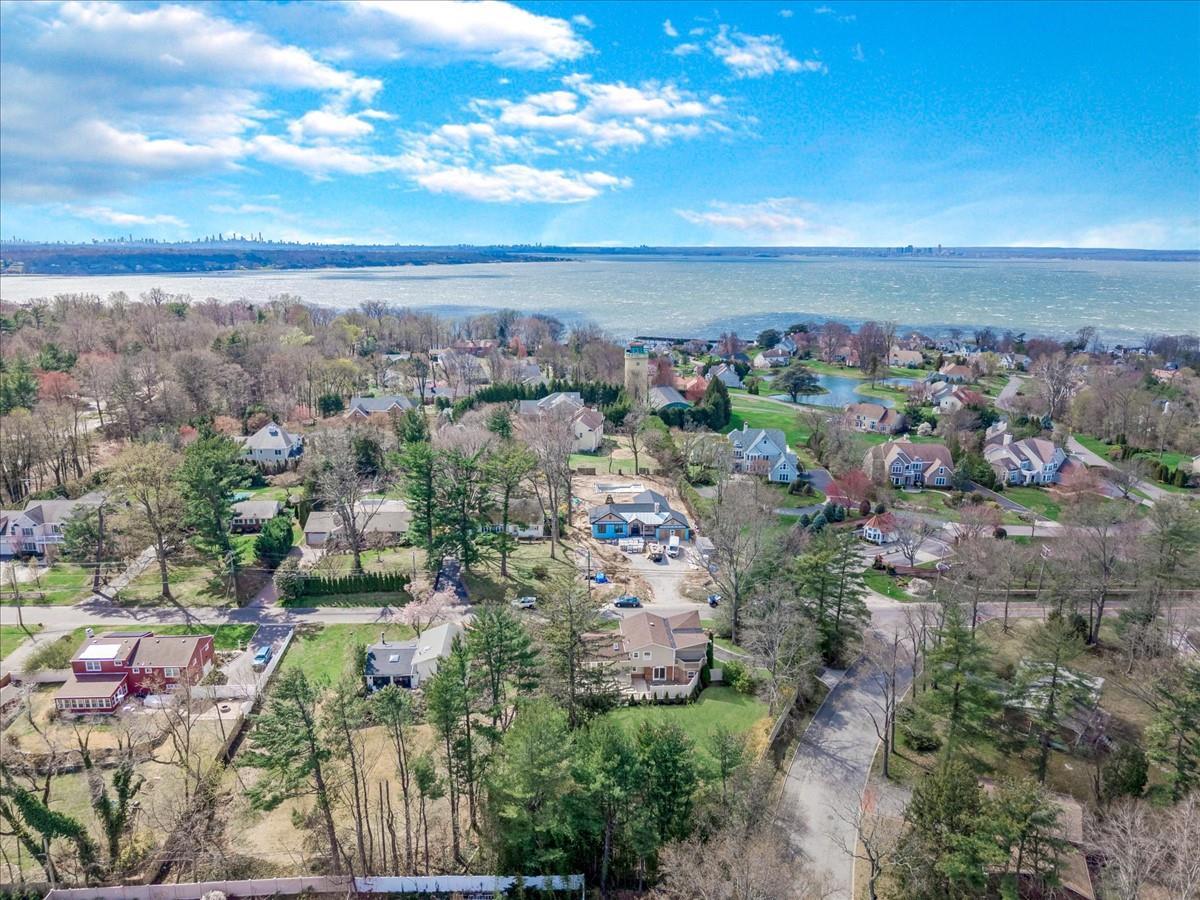 Single Family Red Spring  Nassau County, NY 11542, MLS-845598-30