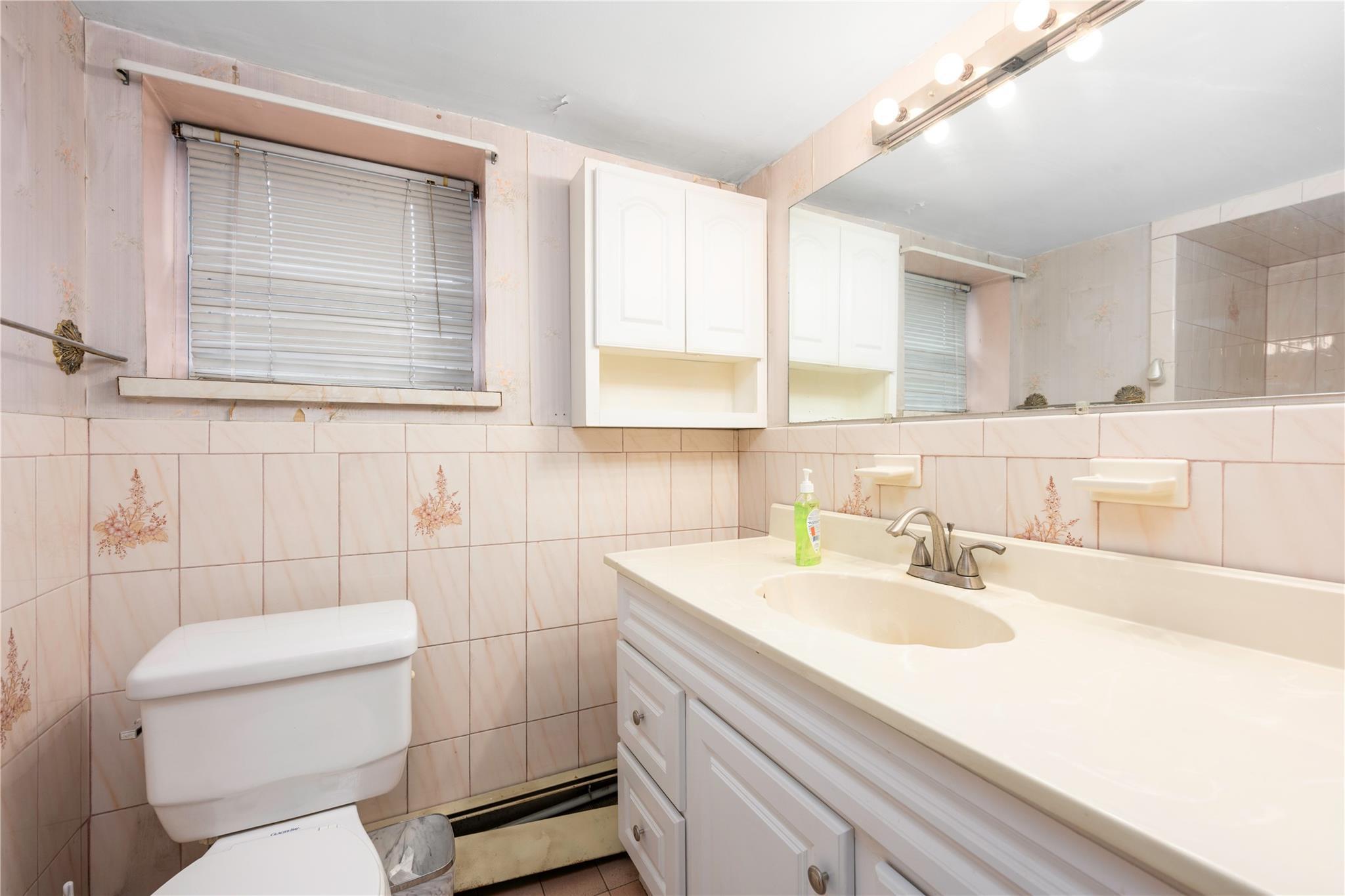 Single Family Edison Avenue  Bronx, NY 10461, MLS-845601-13