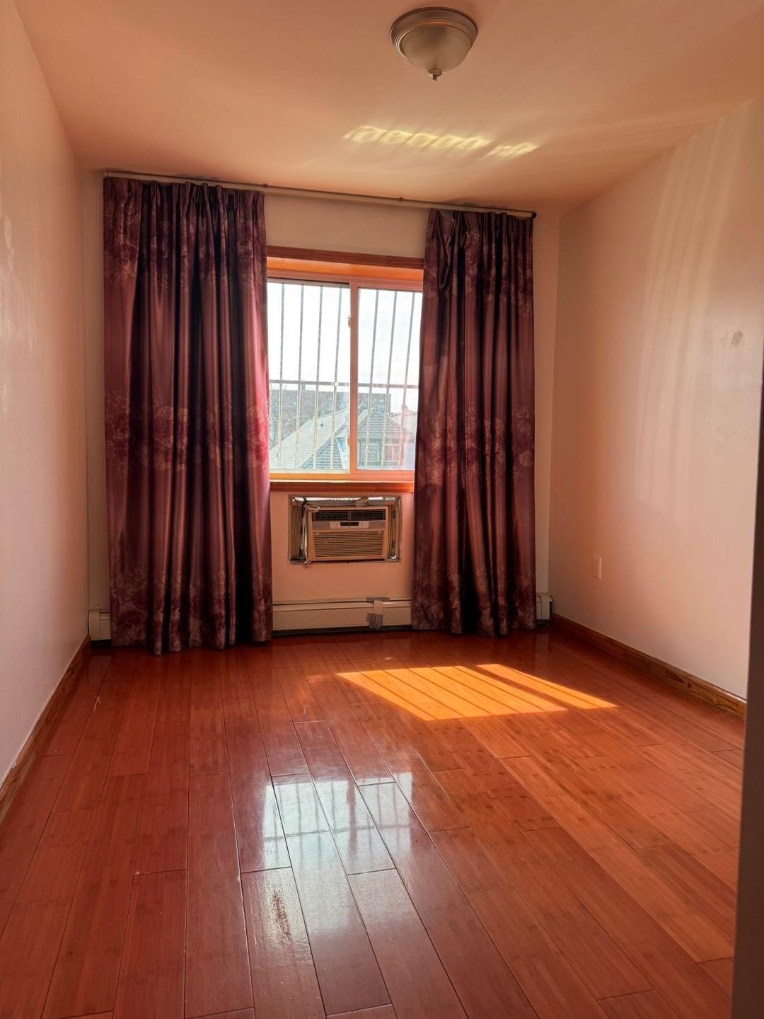 Apartment 51th  Queens, NY 11373, MLS-845606-5