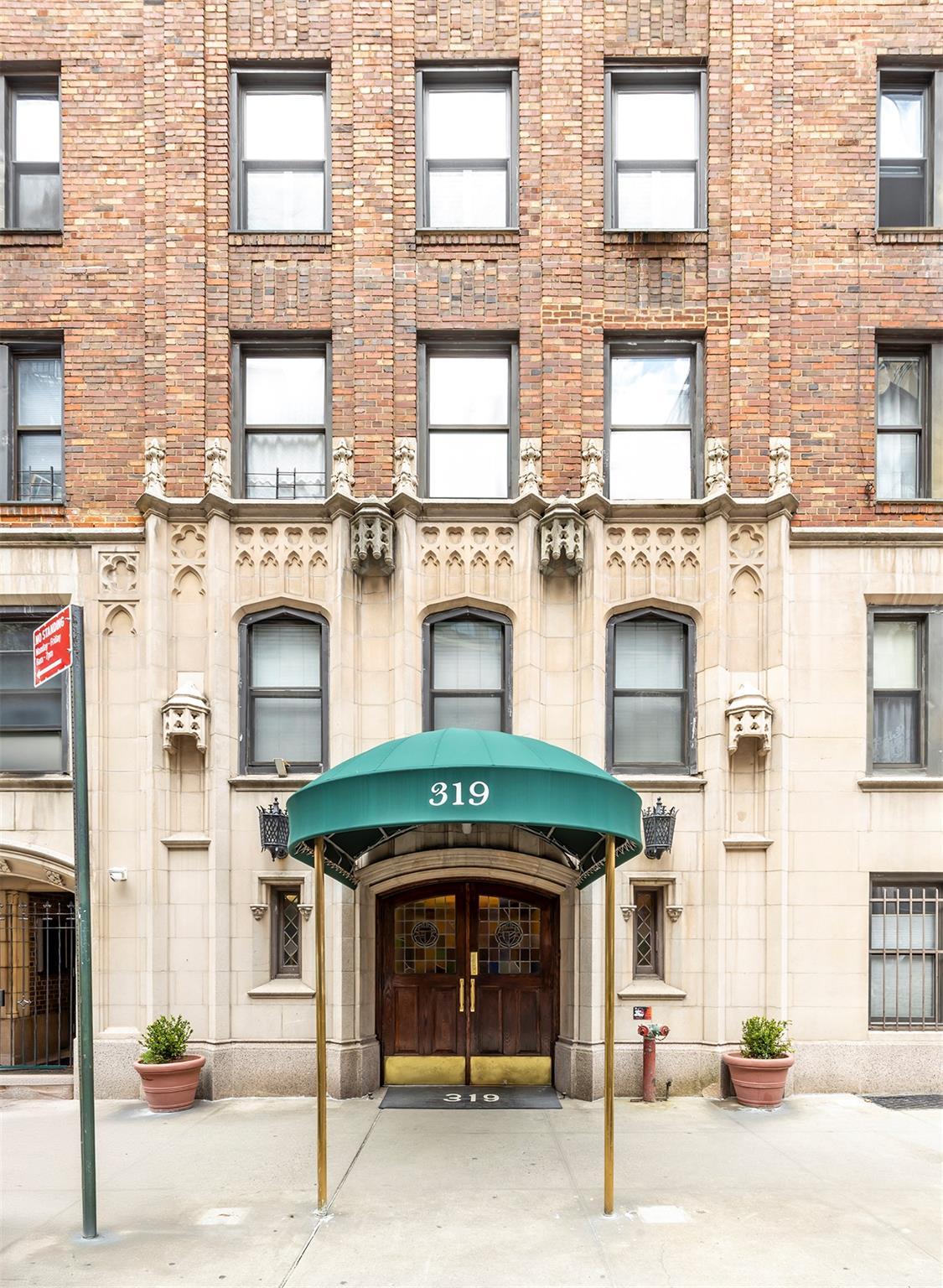 Coop East 50th  Manhattan, NY 10022, MLS-845628-7