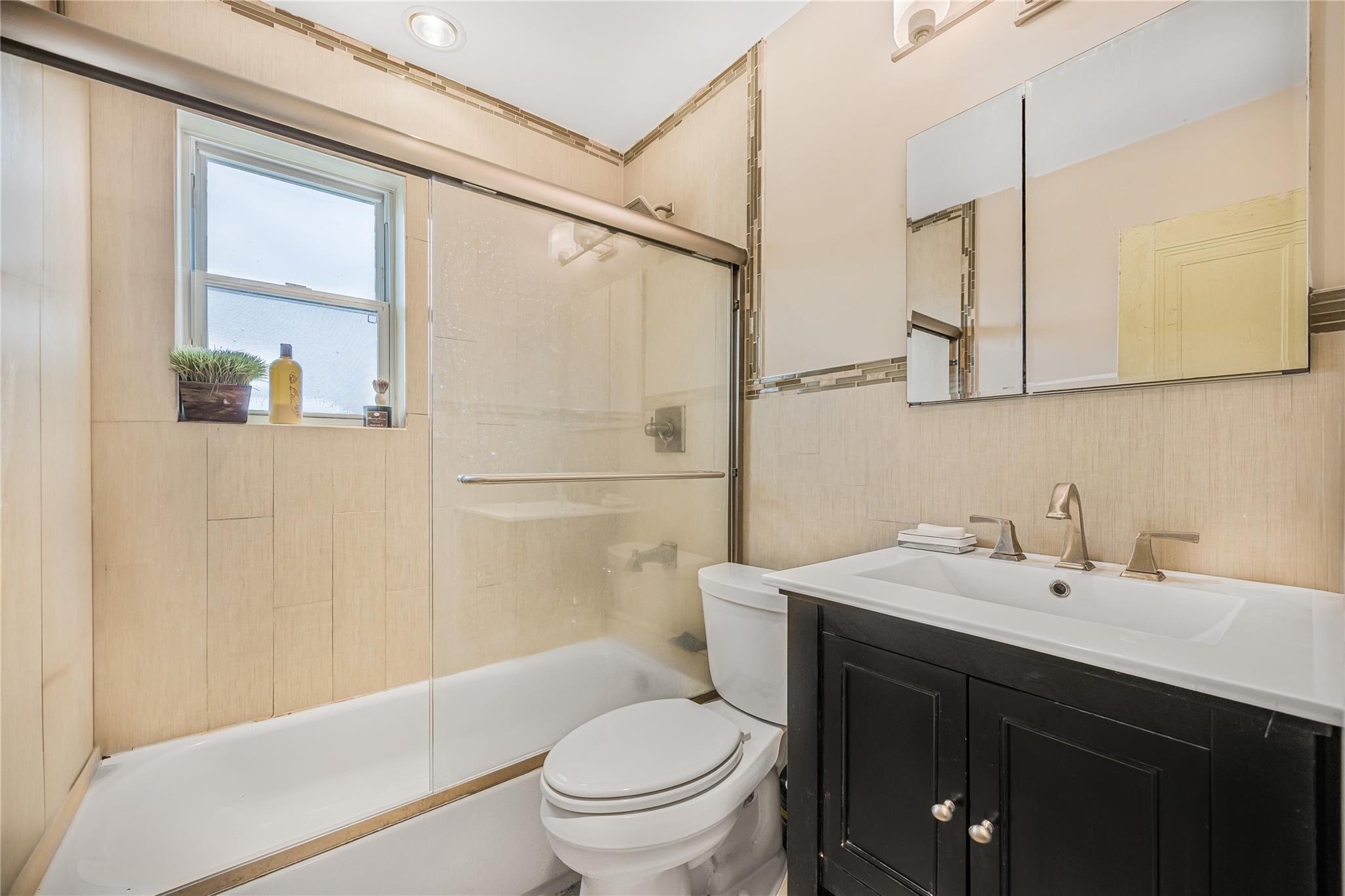 Single Family Mickle  Bronx, NY 10469, MLS-845661-10