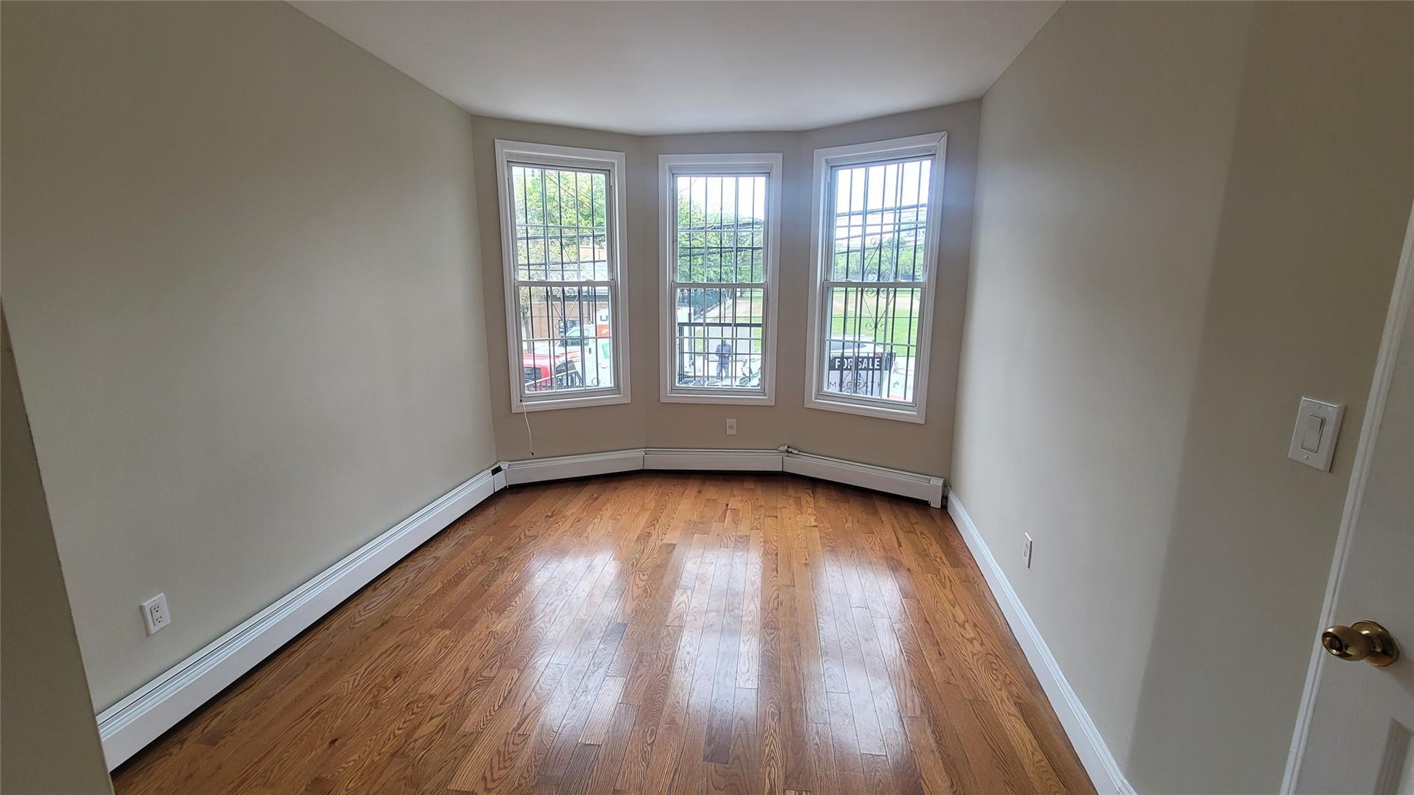 Apartment Hughes  Bronx, NY 10457, MLS-845715-11