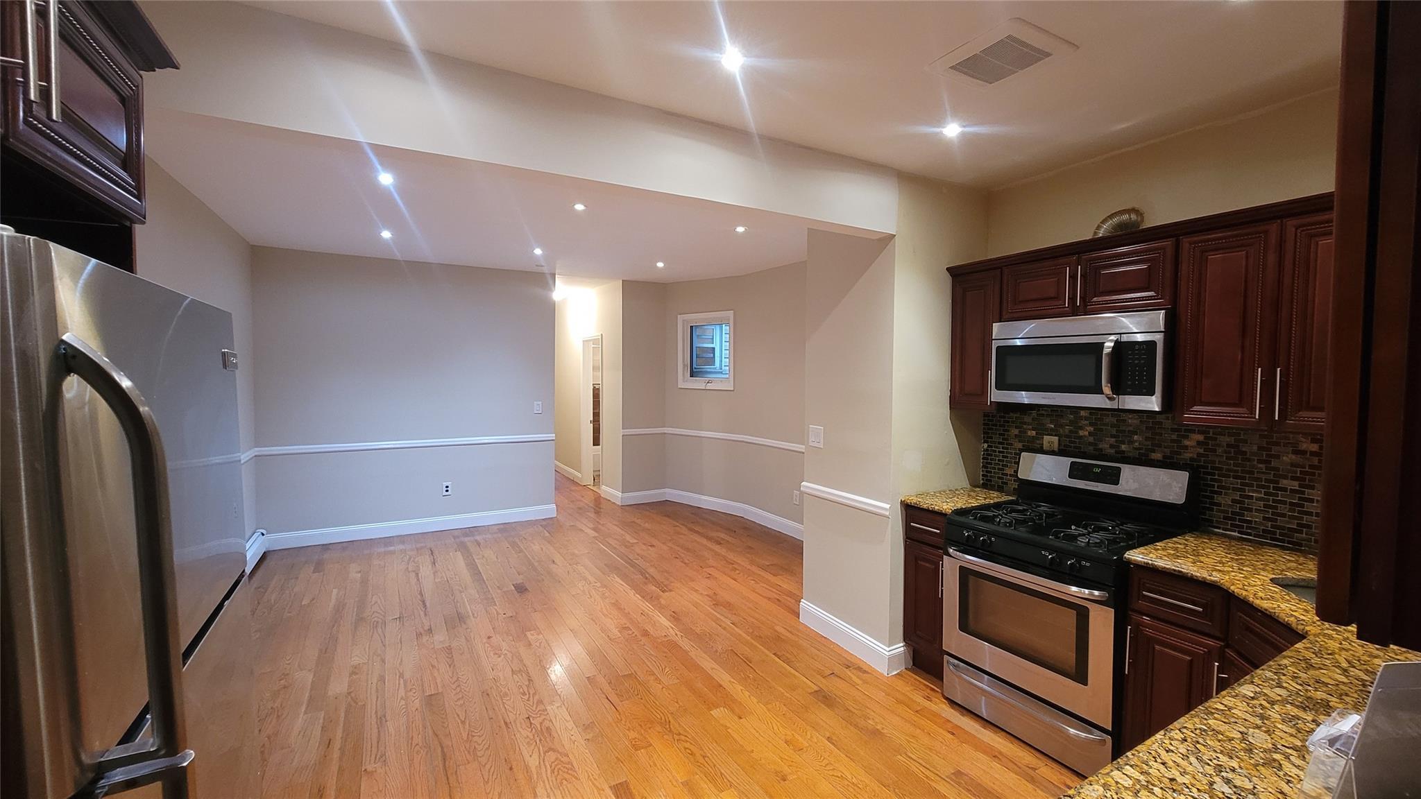 Apartment Hughes  Bronx, NY 10457, MLS-845715-7